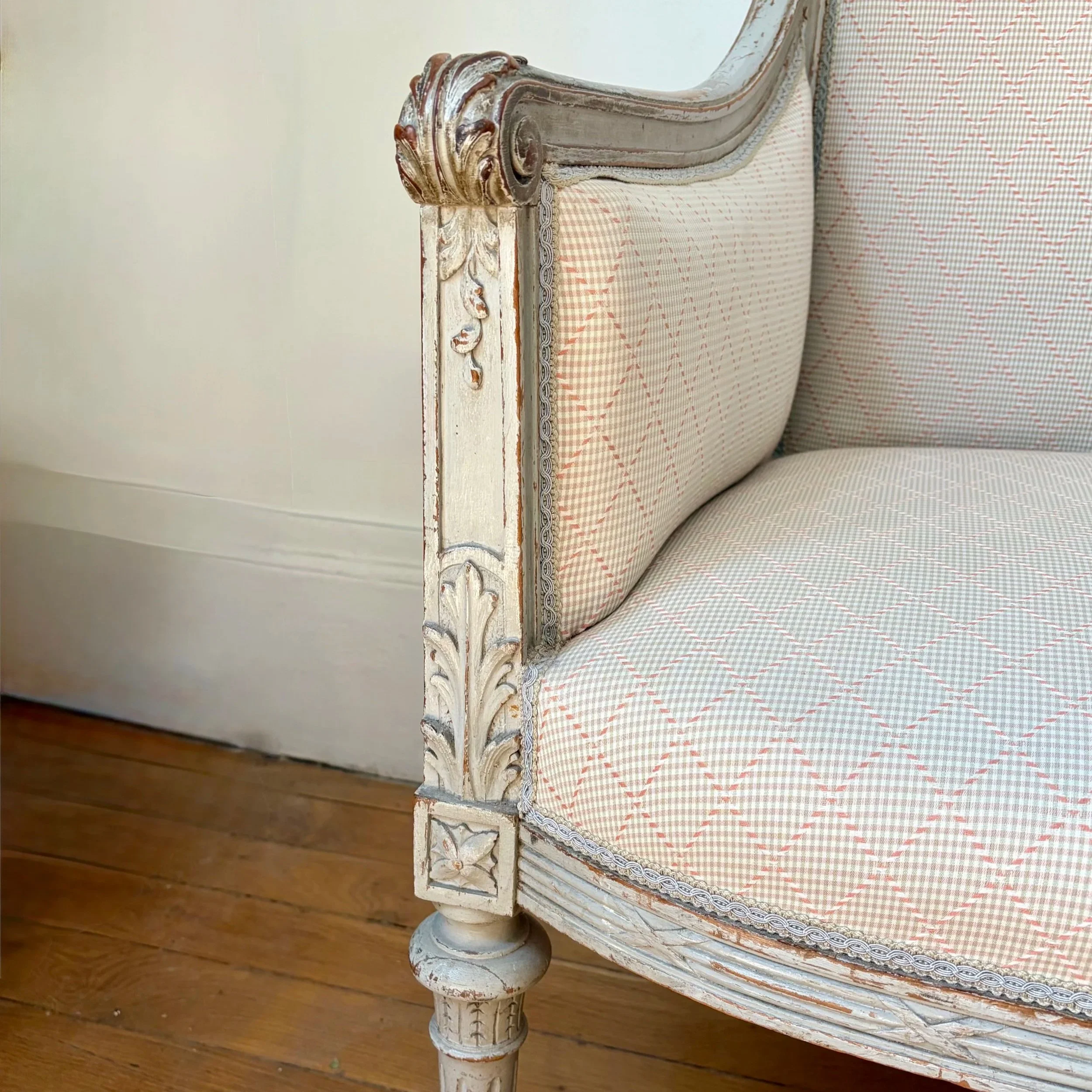fauteuil bergère style Louis XVI