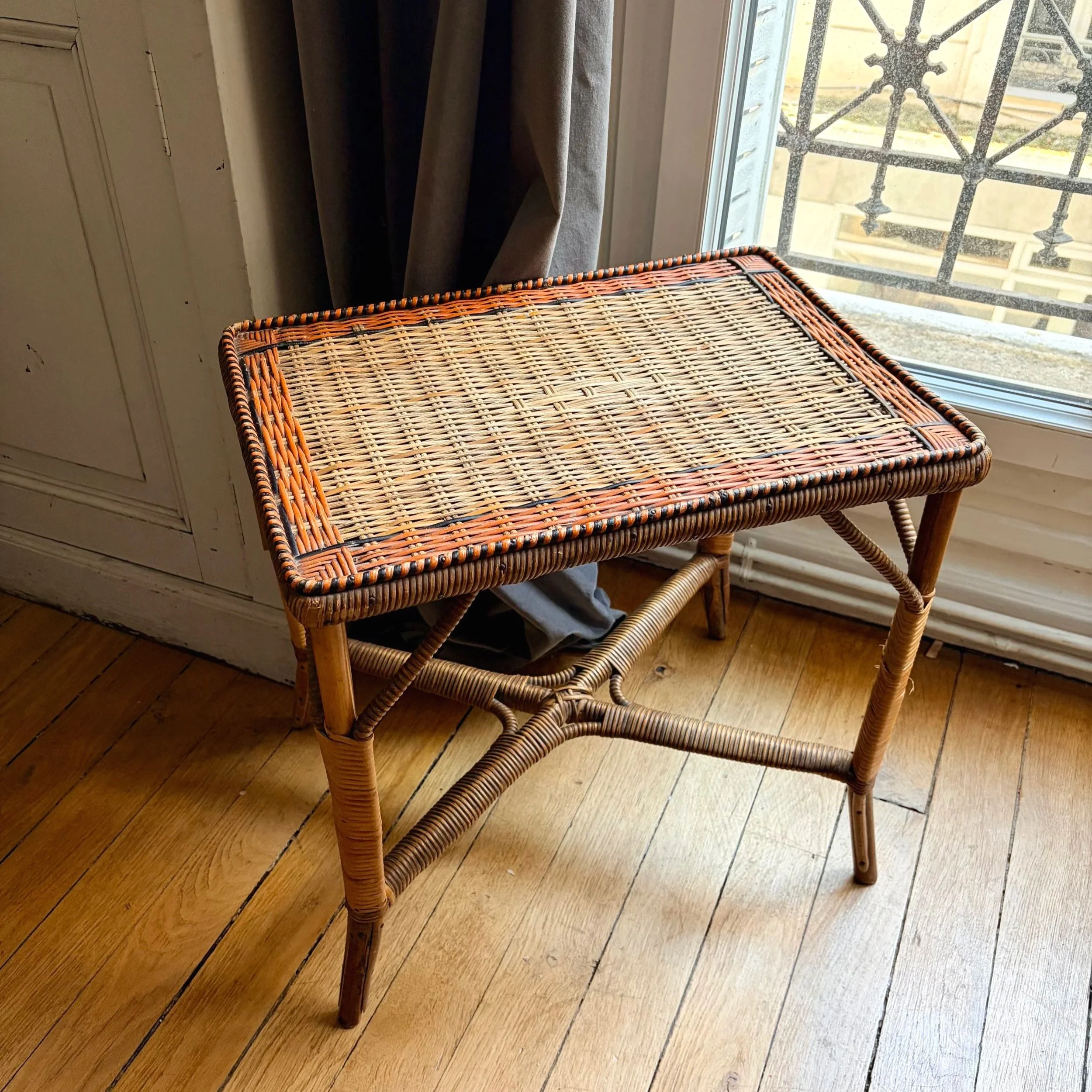 table en rotin