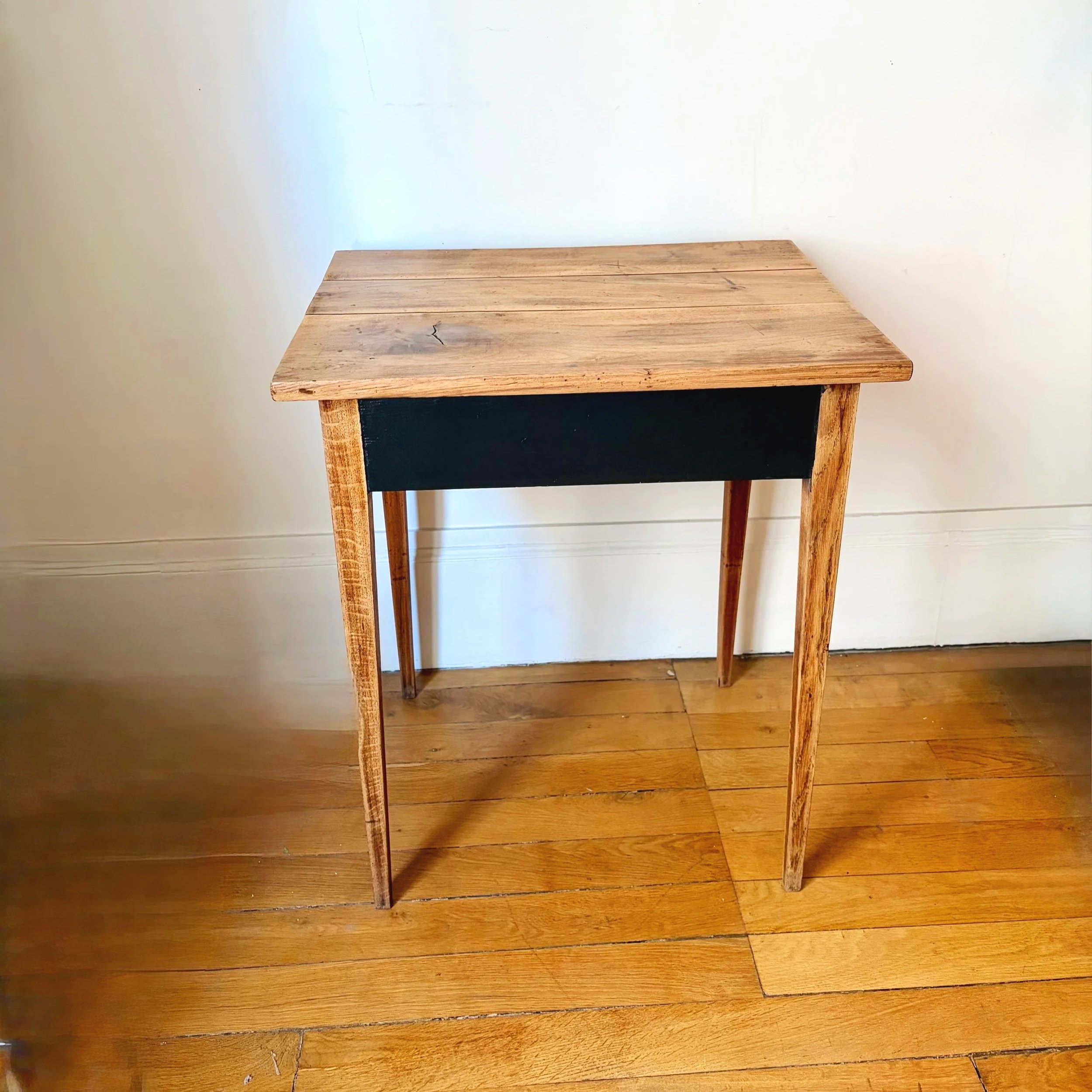 petite table en bois