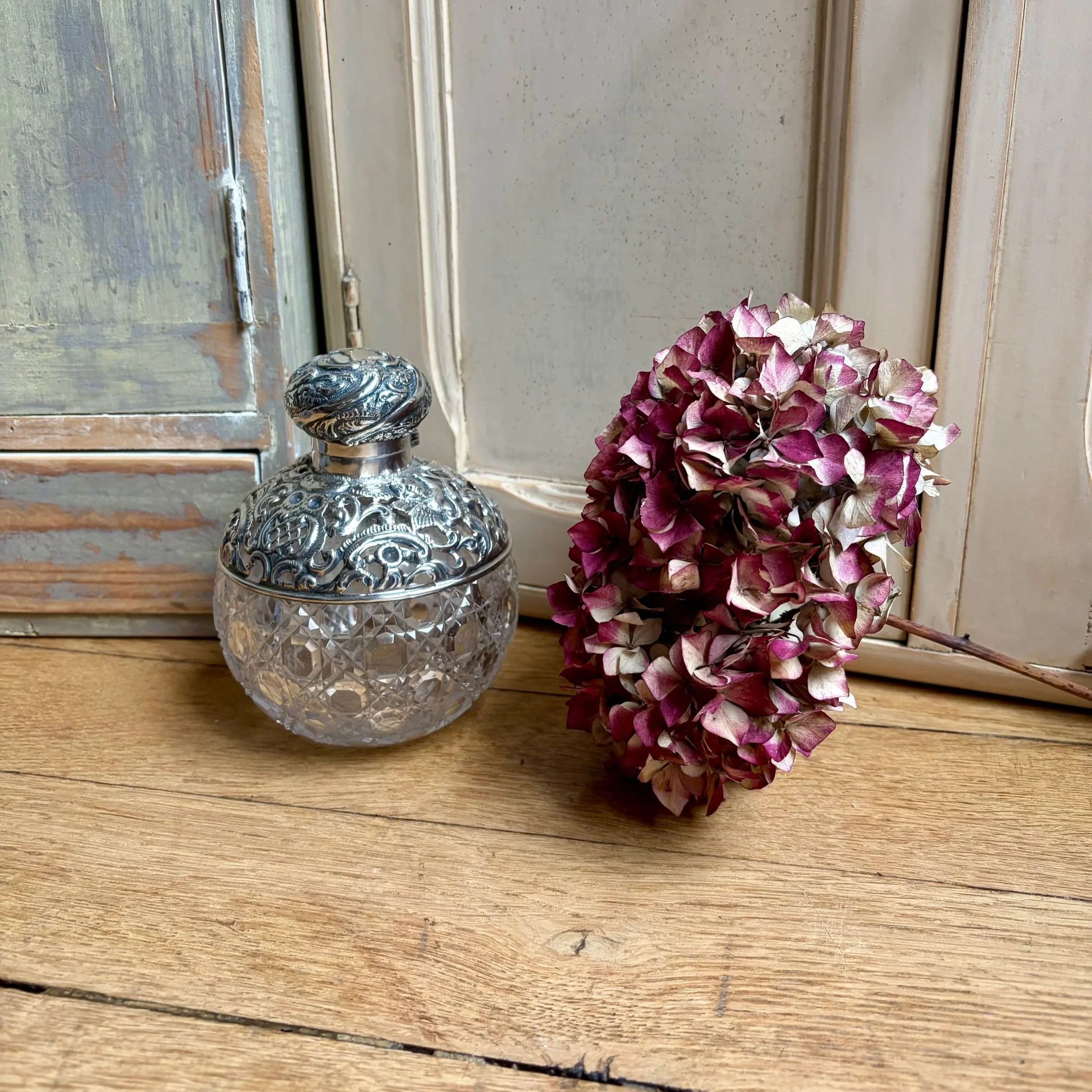 flacon de parfum ancien