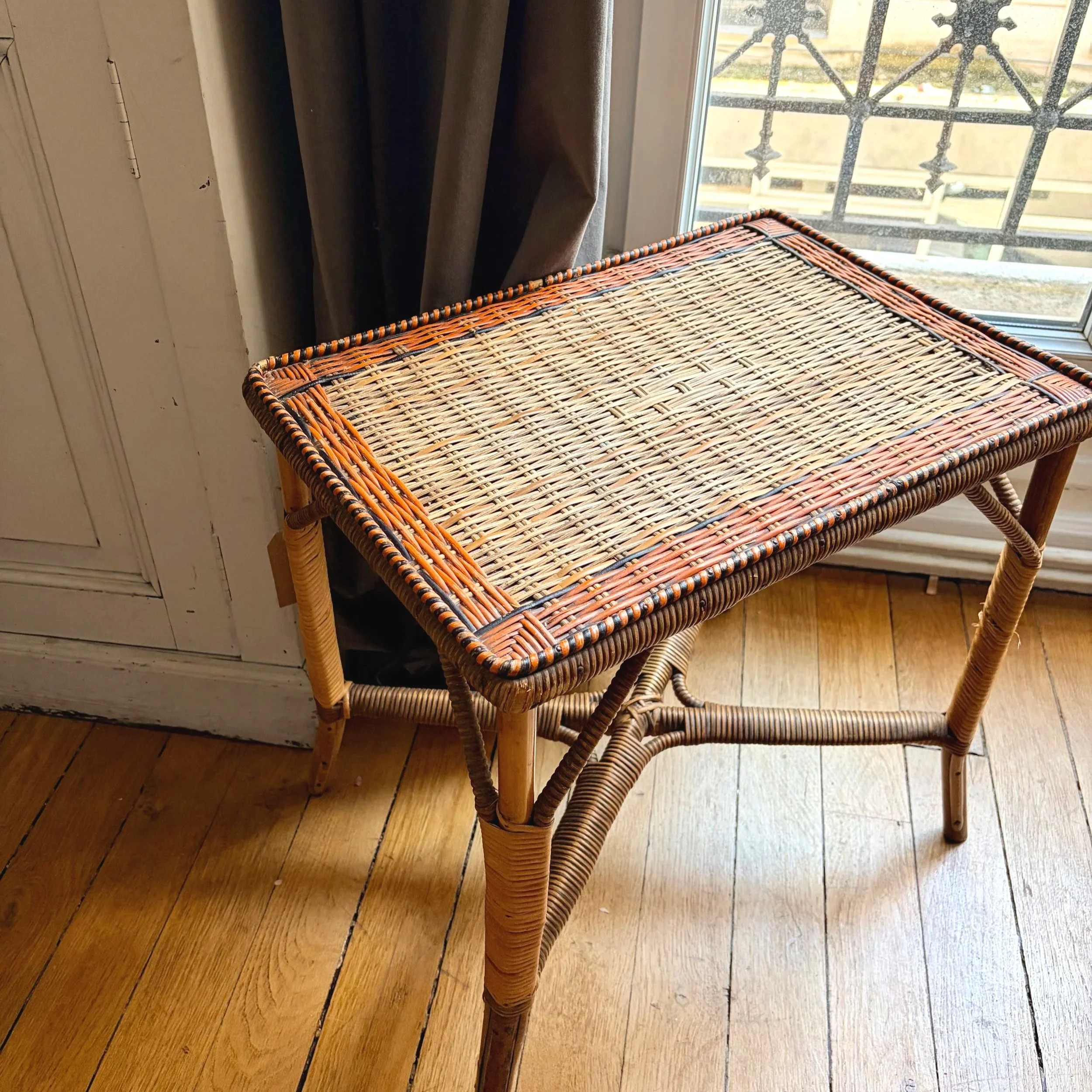 table en rotin