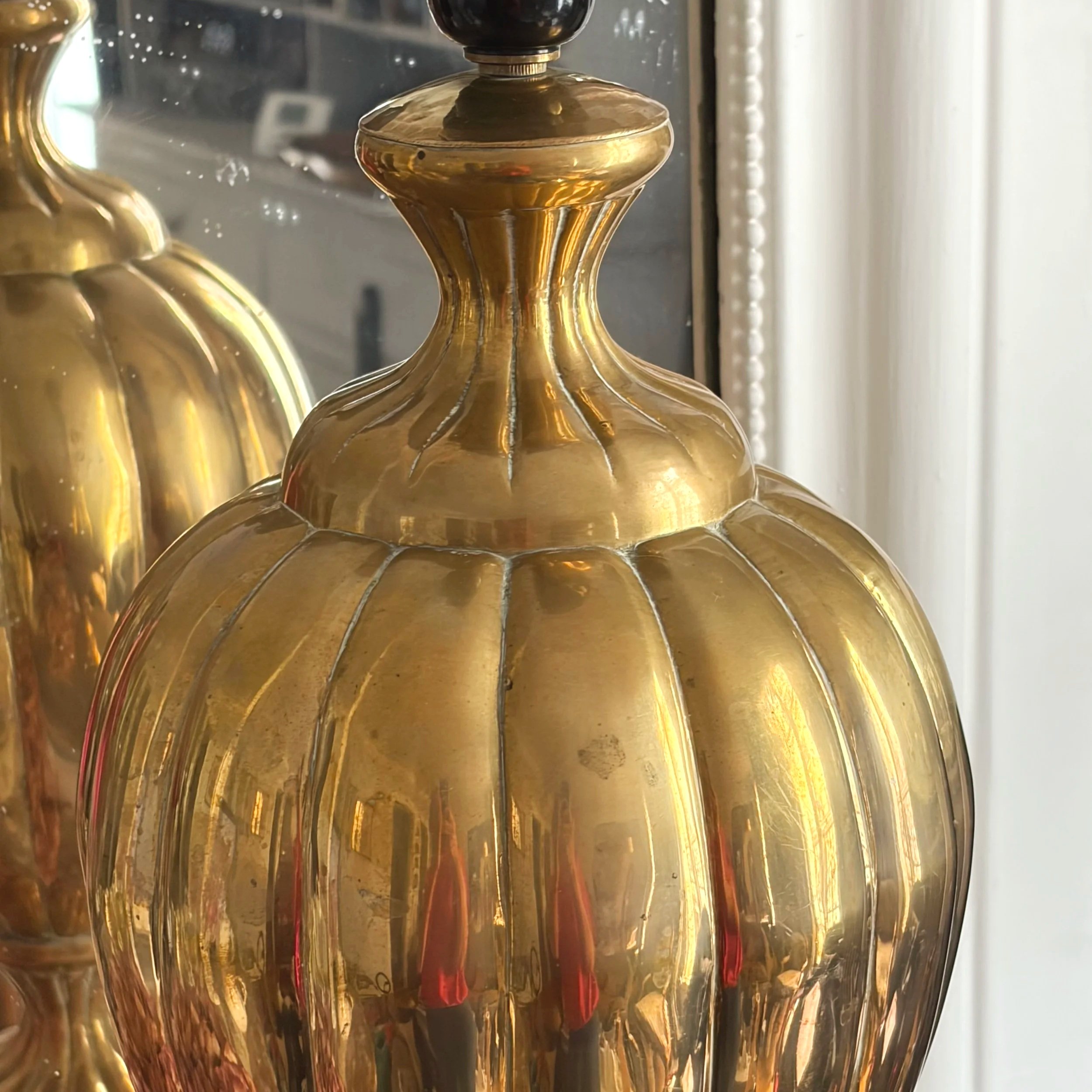pied de lampe en laiton
