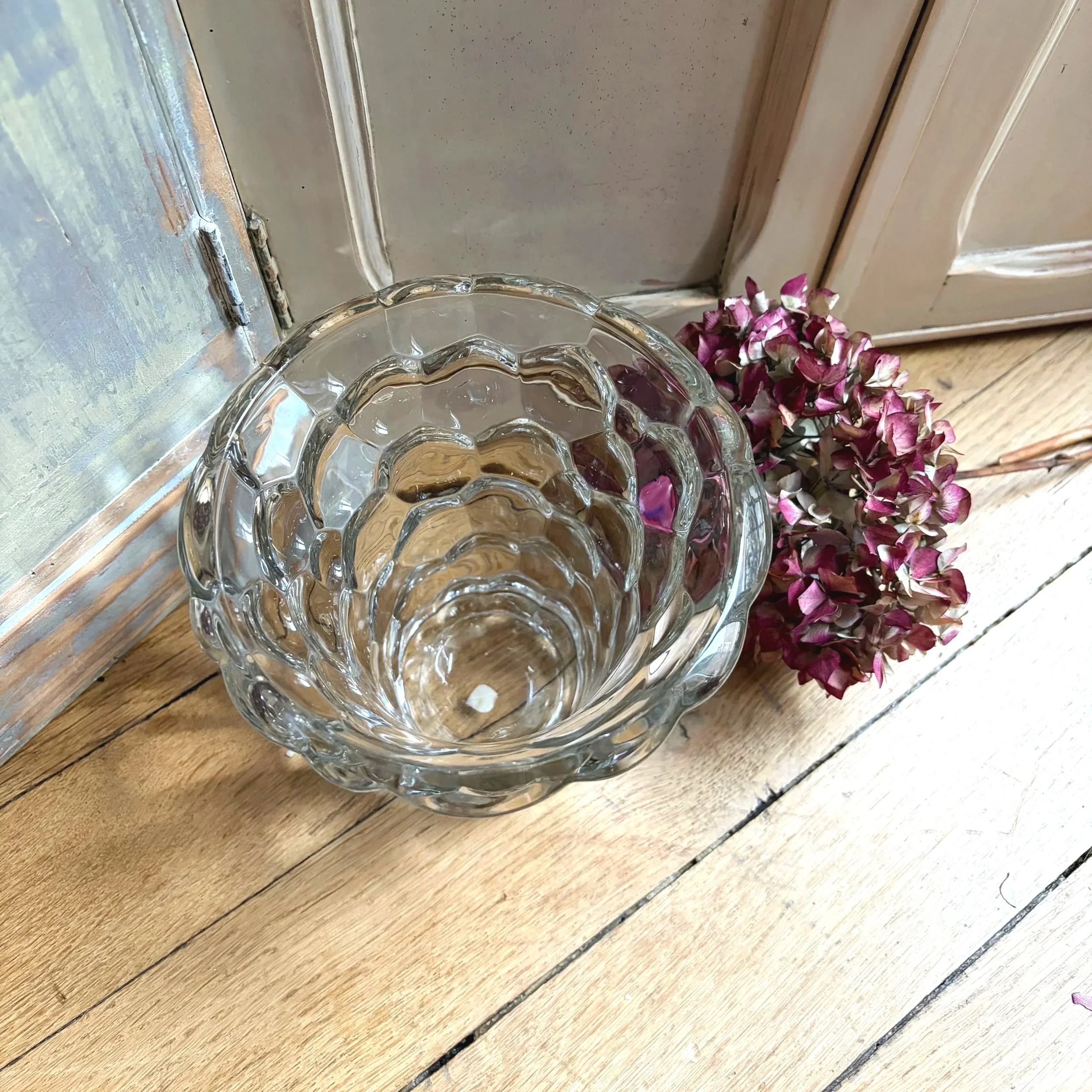 vase en verre moulé