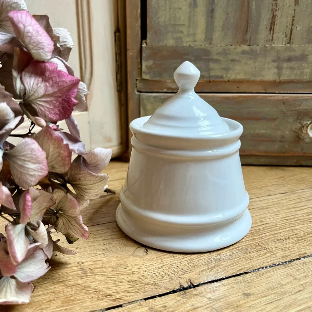 sucrier en porcelaine blanche 2.webp