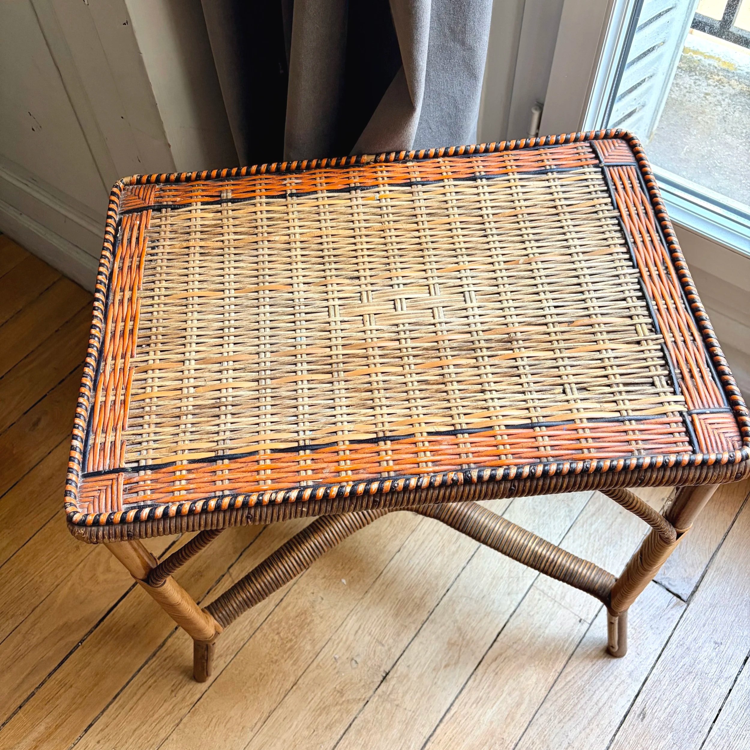 table en rotin