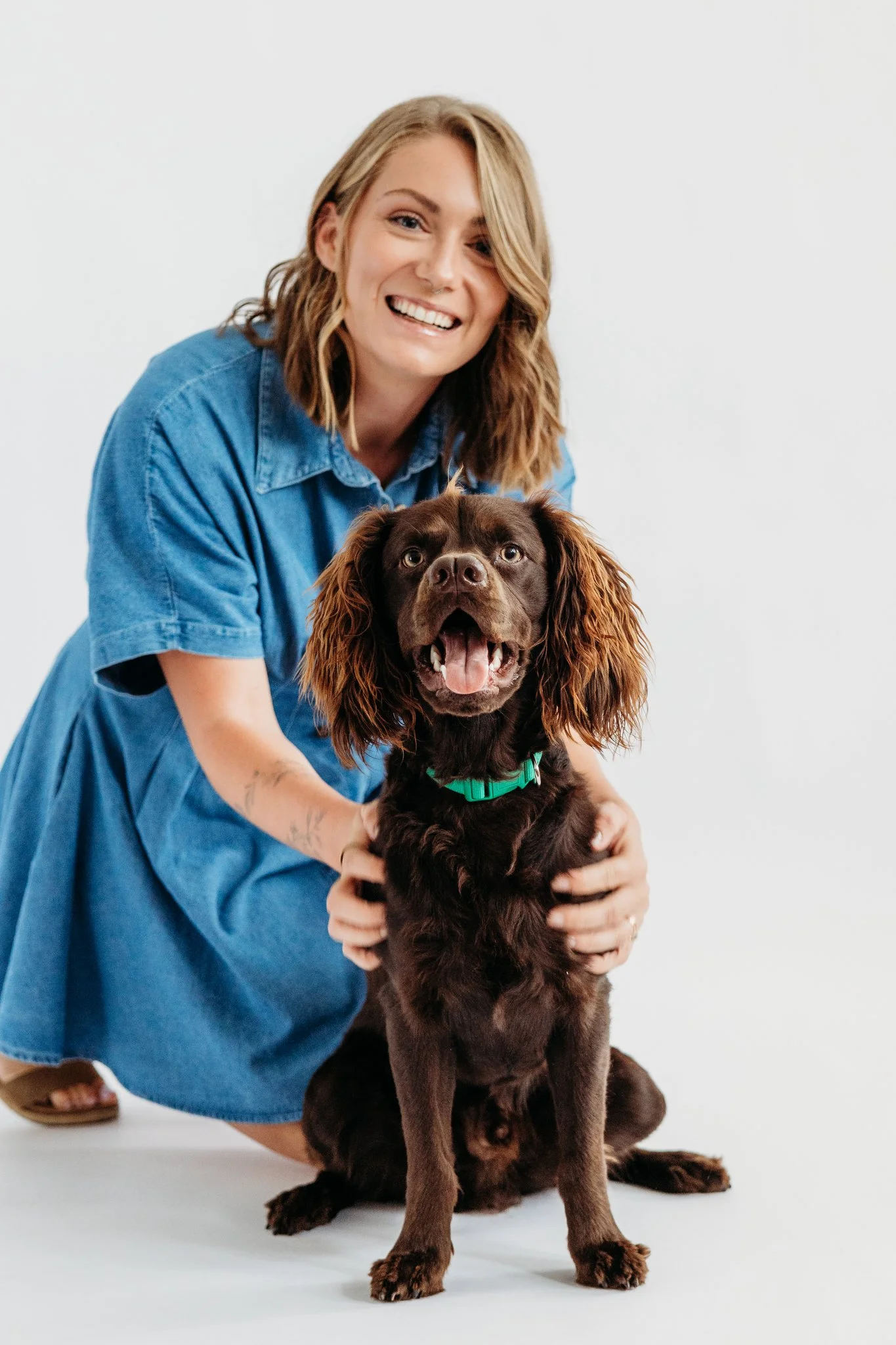 Hannah Ciampini, therapist and private practice business coach and boykin spaniel therapy dog