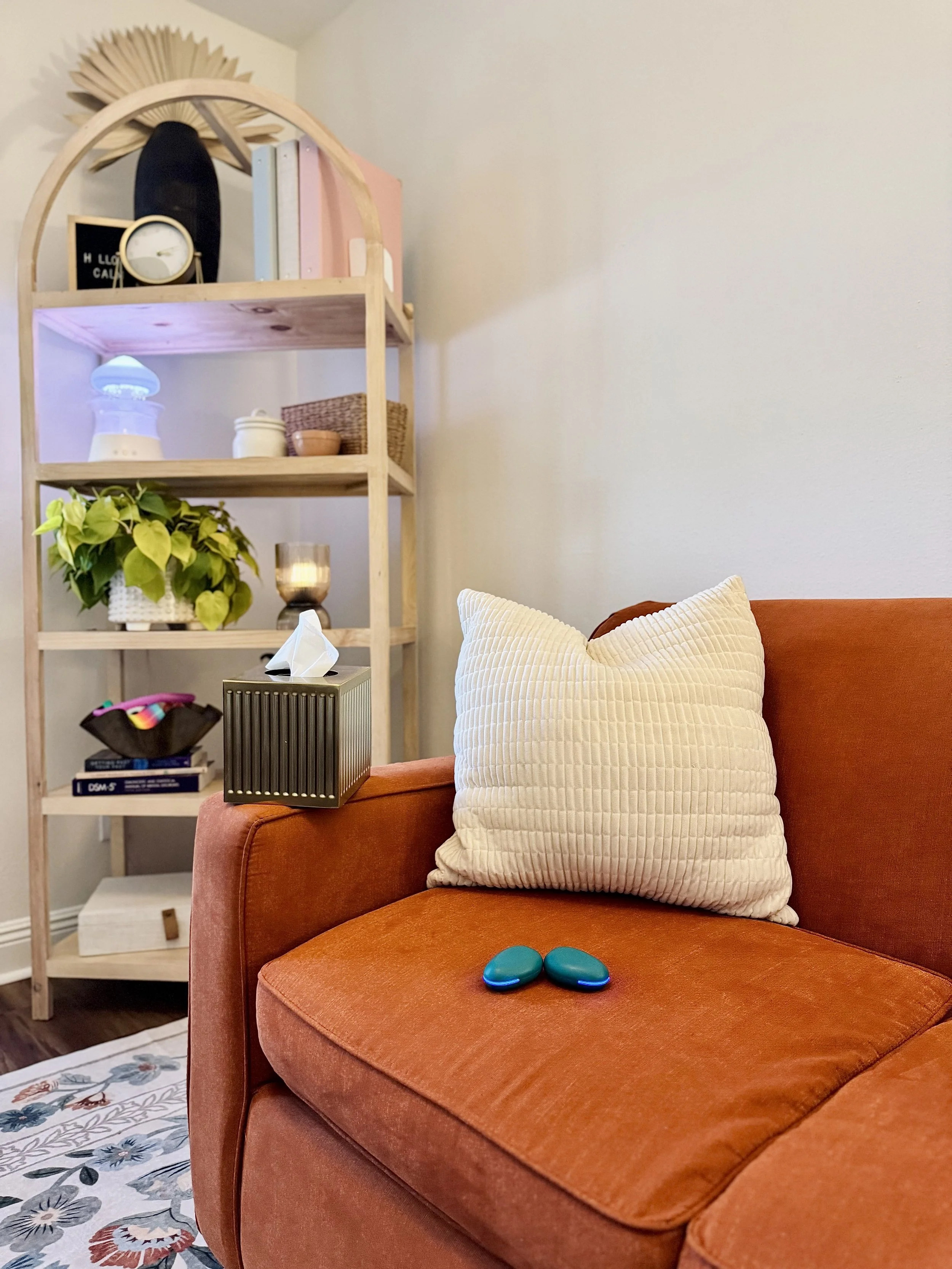 Boutique private practice branding and therapist niche clarity for premium therapy offers