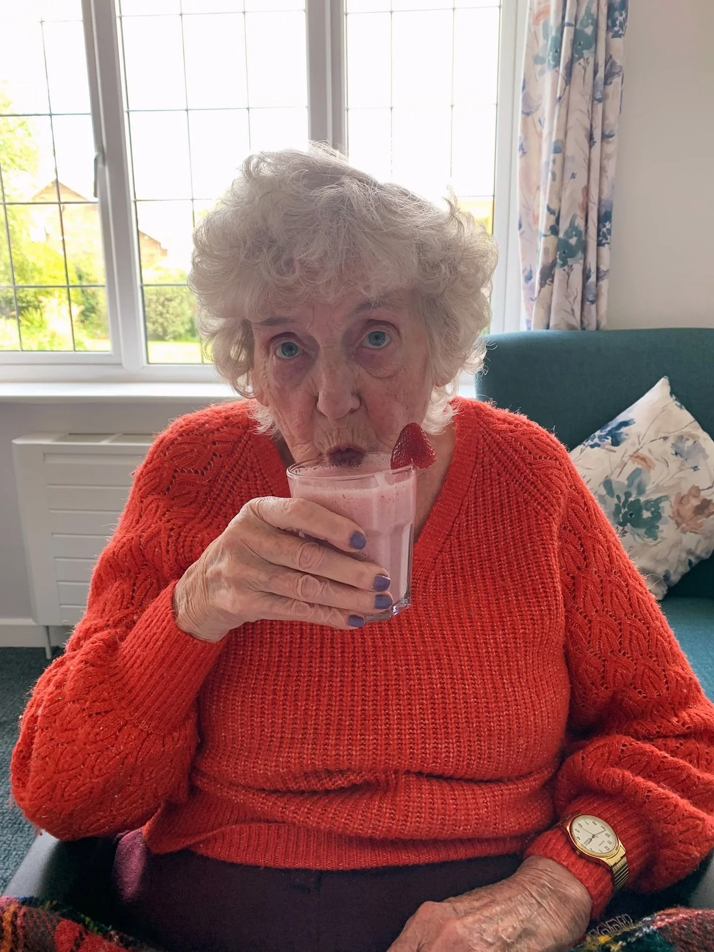 Keeping cool the best way we know how&hellip;with homemade smoothies! 🍓🍌☀️

Our residents enjoyed a refreshing afternoon of smoothie making this week at Threeways Nursing Home in Seaford - full of laughter, fresh fruit, and plenty of summer smiles.