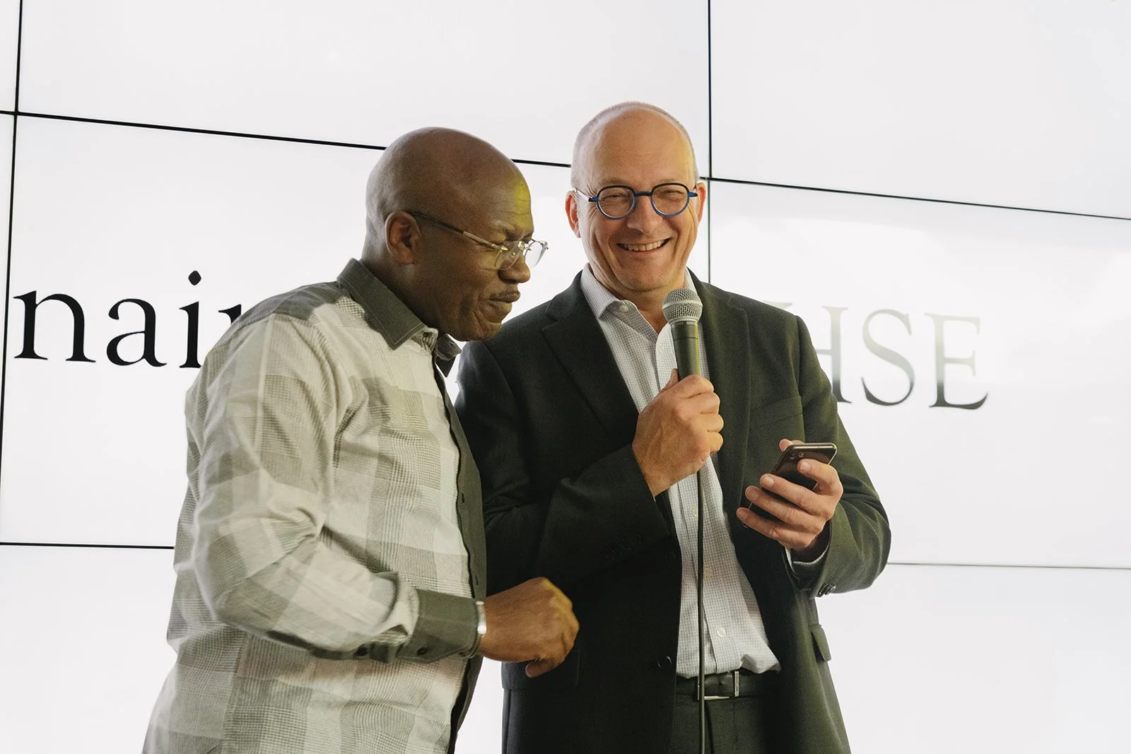 Cérémonie de remise de trophées pendant un séminaire