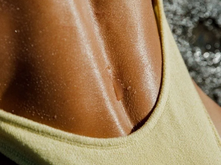 bespoke spray tan in shoreditch east london Asma Docrat