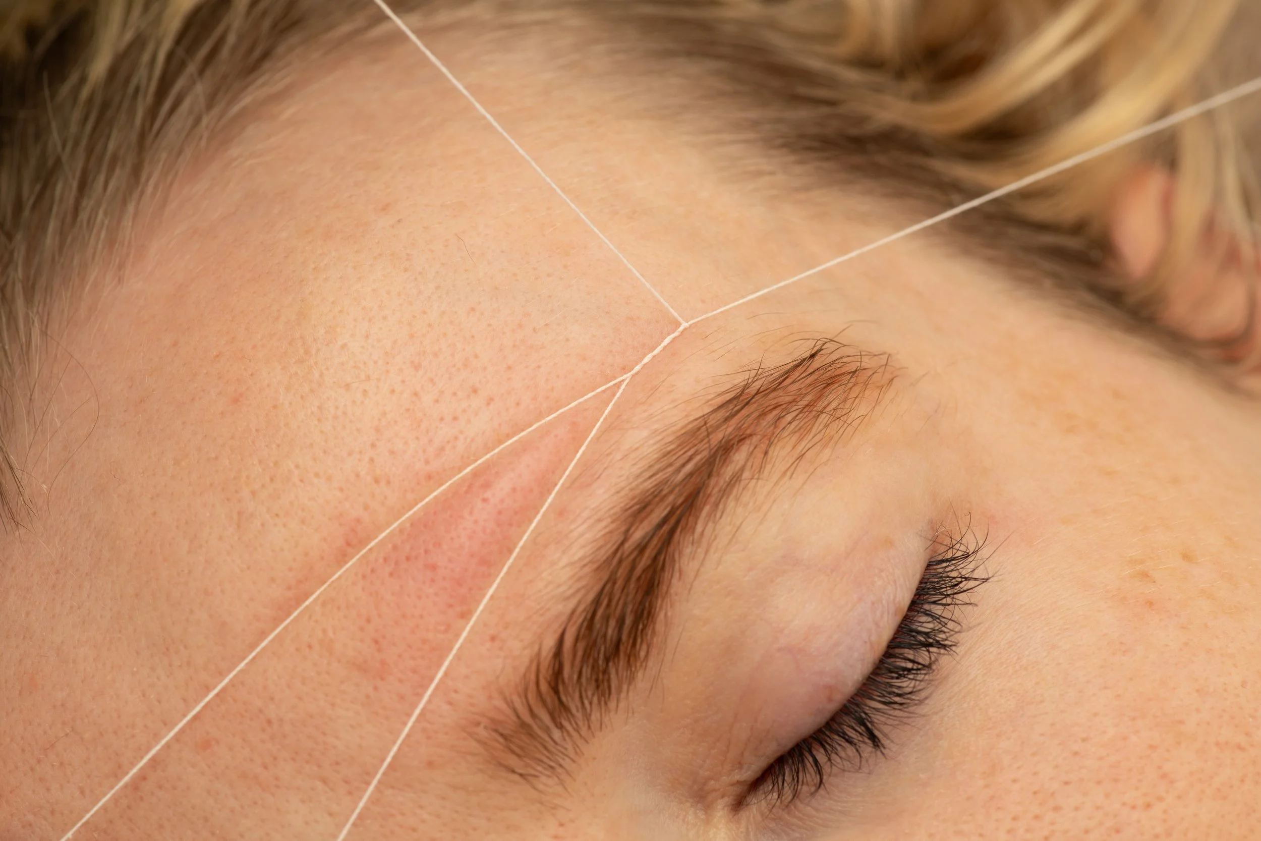 image of eyebrow threading in east london