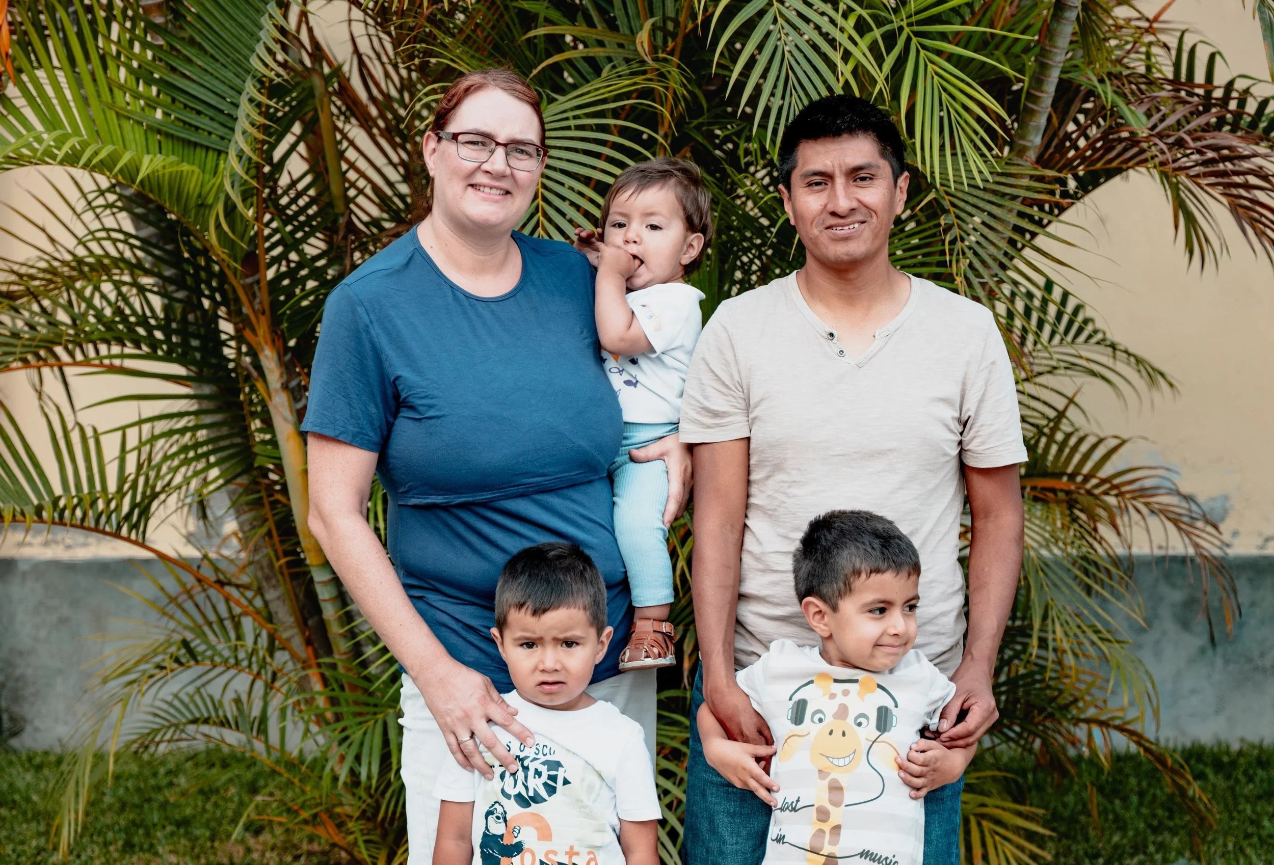 Stay-Mitarbeitende Efraín und Livia von Latin Link im Einsatz seit 2022 und 2016 in Arequipa, Peru.