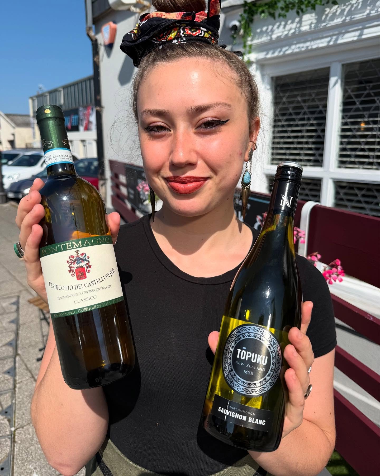 Fancy a wine in the sun this weekend? 🍷🌞

Among many other options, we have our Verdicchio Dei Castelli Di Jesi, richer and fuller bodied white, which offers stone fruit notes and a subtle nuttiness on the finish. It&rsquo;s well balanced and pairs