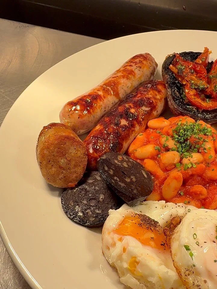 For all our very hungry customers, we&rsquo;ve made our breakfast BIGGER 🤩 INTRODUCING the BIG Bow Breakfast!

Two sausages, three slices of bacon, mushroom, tomato, hogs pudding, black pudding, two hash browns, deli beans &amp; toasted sourdough.
