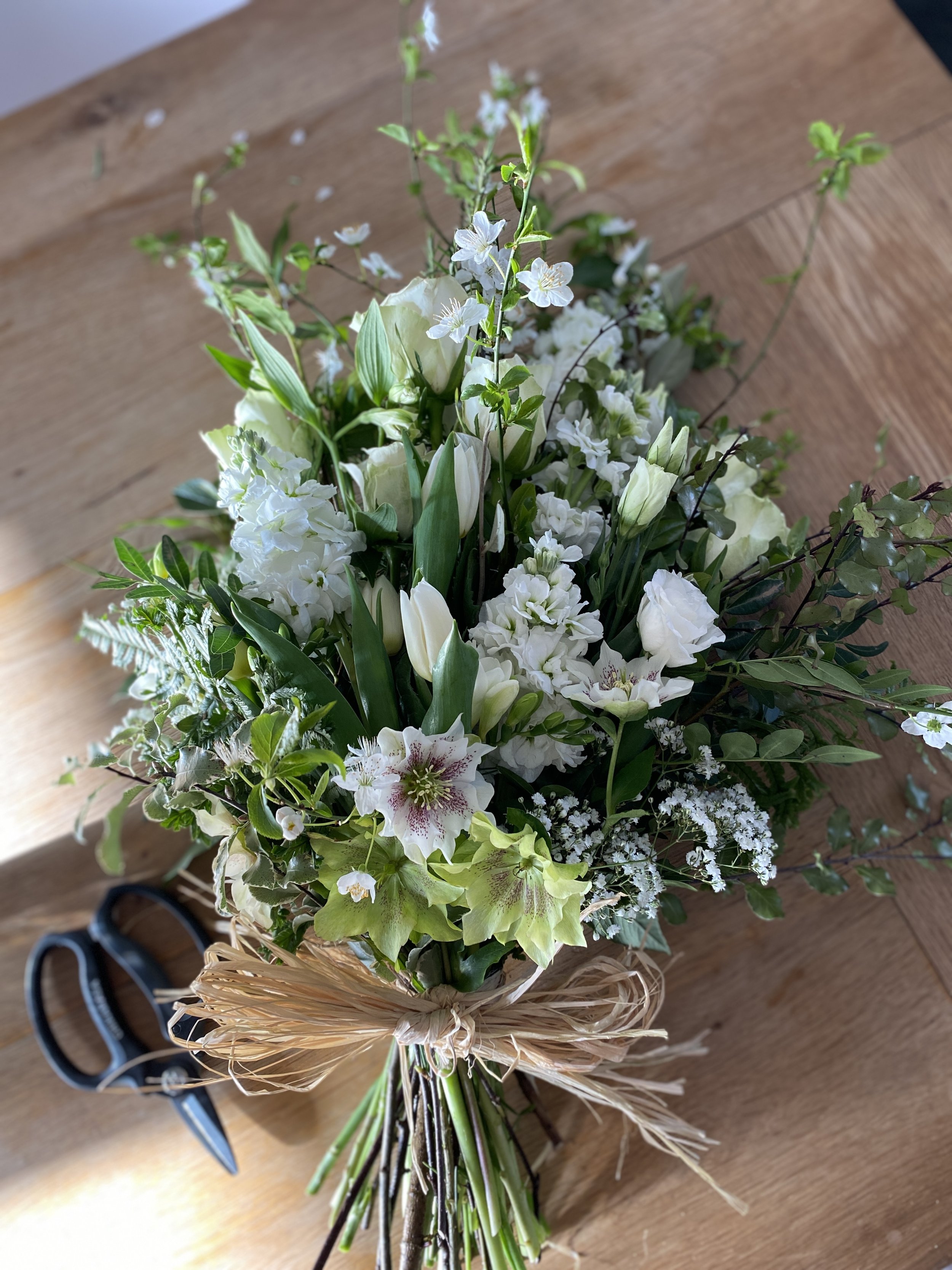 bare stem sheaf arrangement.jpg