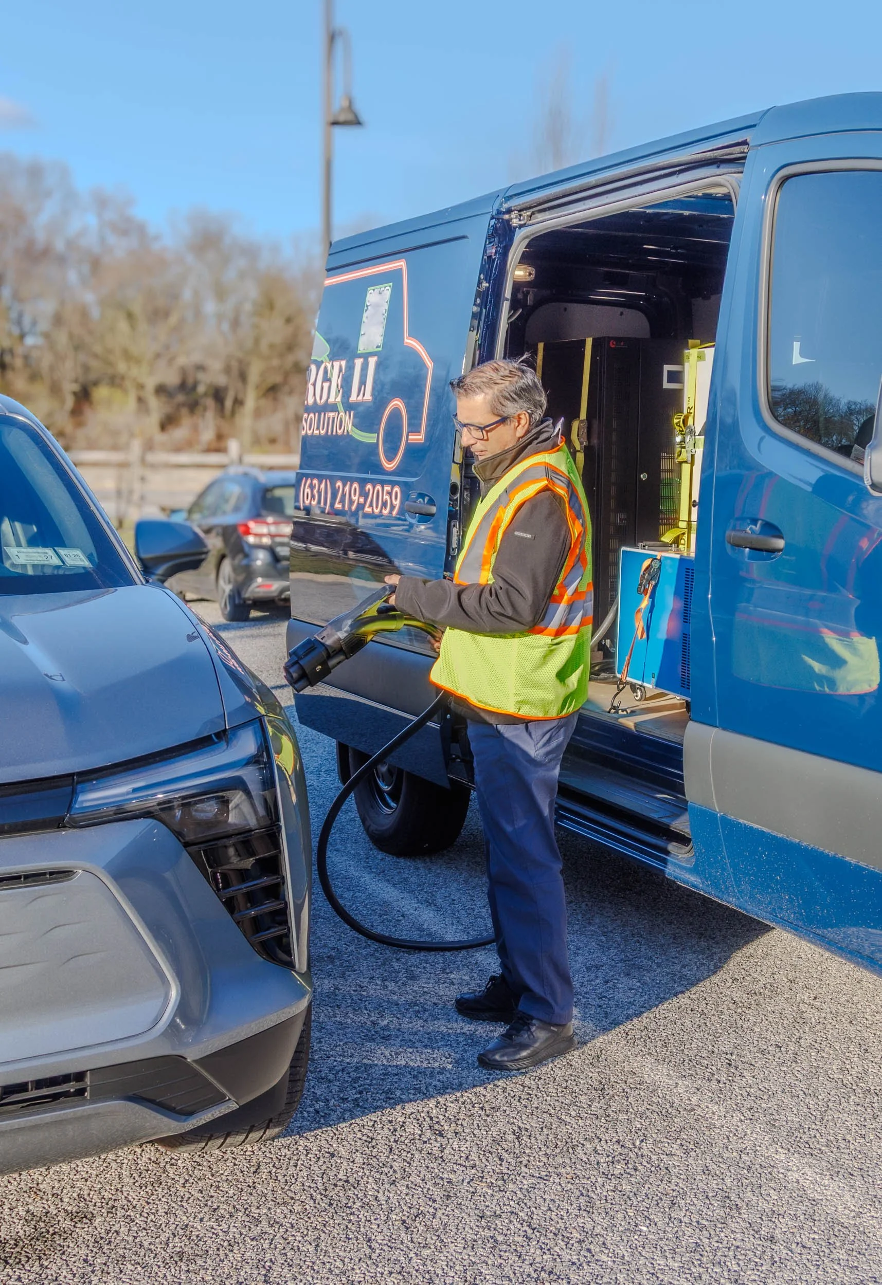Roadside recharge image.