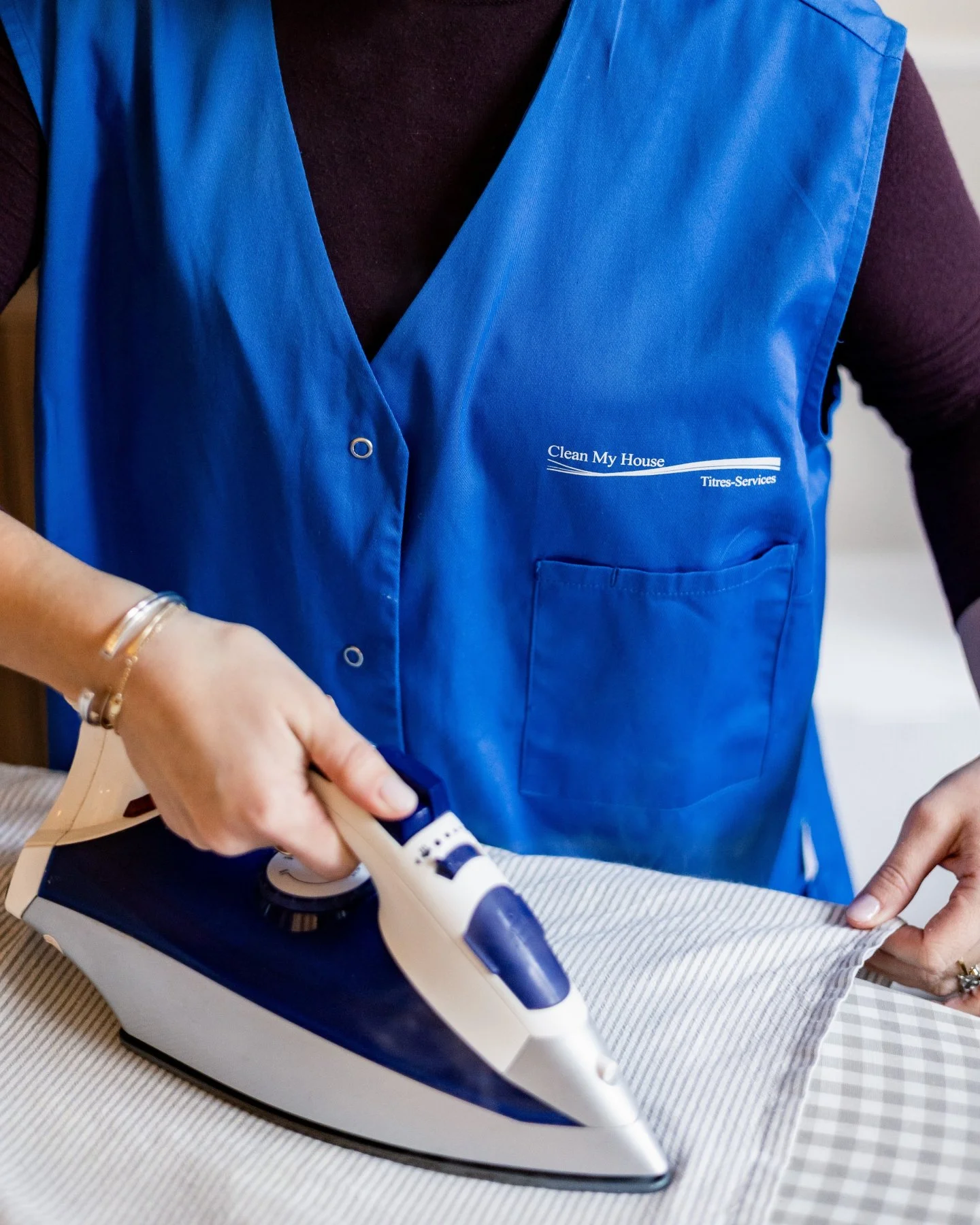 Ne pensez plus au repassage, Clean My House s'en charge pour vous.

#cleanmyhousebelgium #titresservices #homecleaning #nettoyagemaison #agencetitresservices