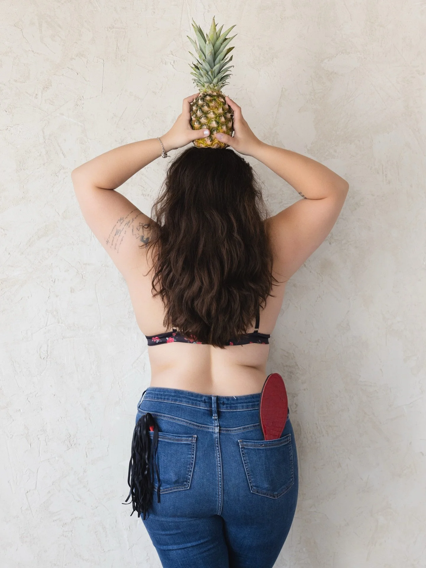 Past week (May) photo dump&hellip; with a special 1st slide in this one from my Her Power Her Lens photoshoot 🌈🍍👠⛓️

* 1st slide - credit to an amazing team @laidbareproductions
* 2nd slide- still celebrating in May the most beautiful holiday from