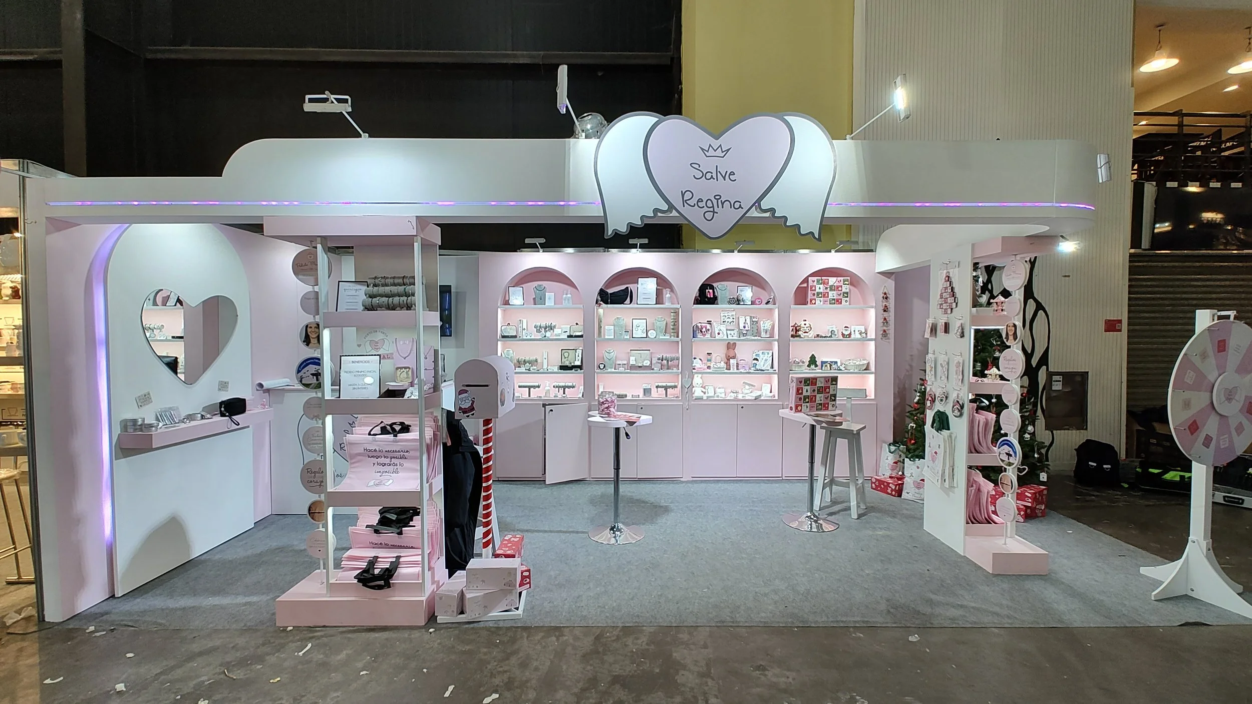 Salve Regina - Expo Presentes 2025