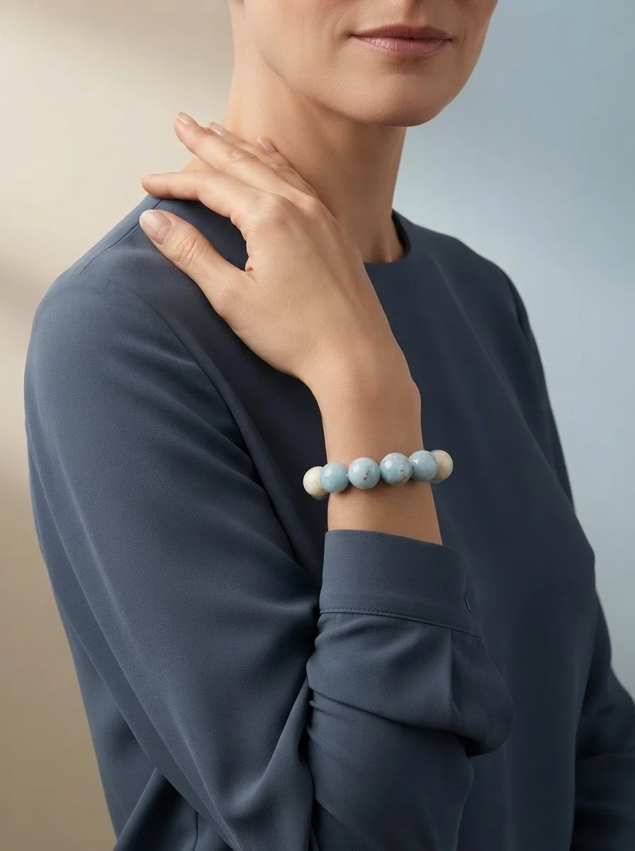 NIMBARA - „Ruhe & Weitblick“ – Blue Sky Jaspis Armband - PRANA Edelsteine – Handgefertigter Edelsteinschmuck