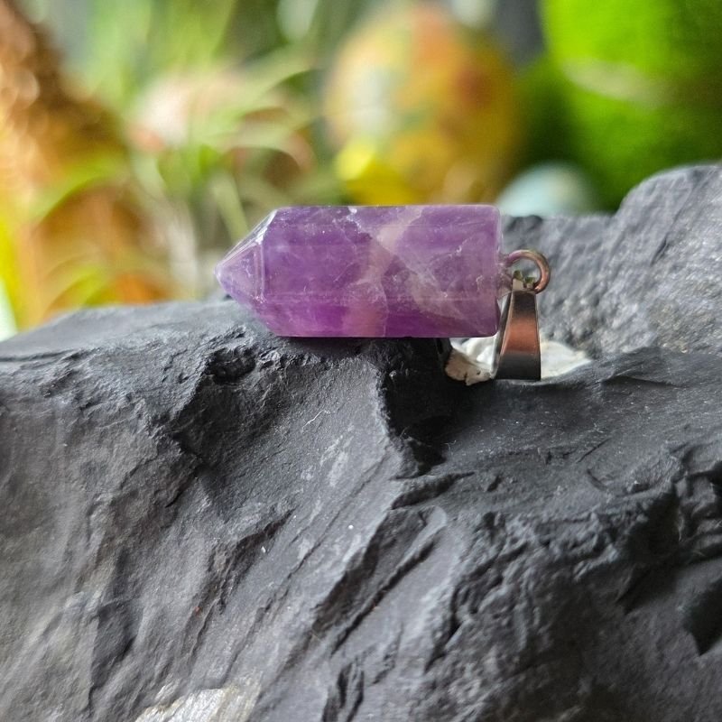 Amethyst Spitze Anhänger – Klarheit & Intuition