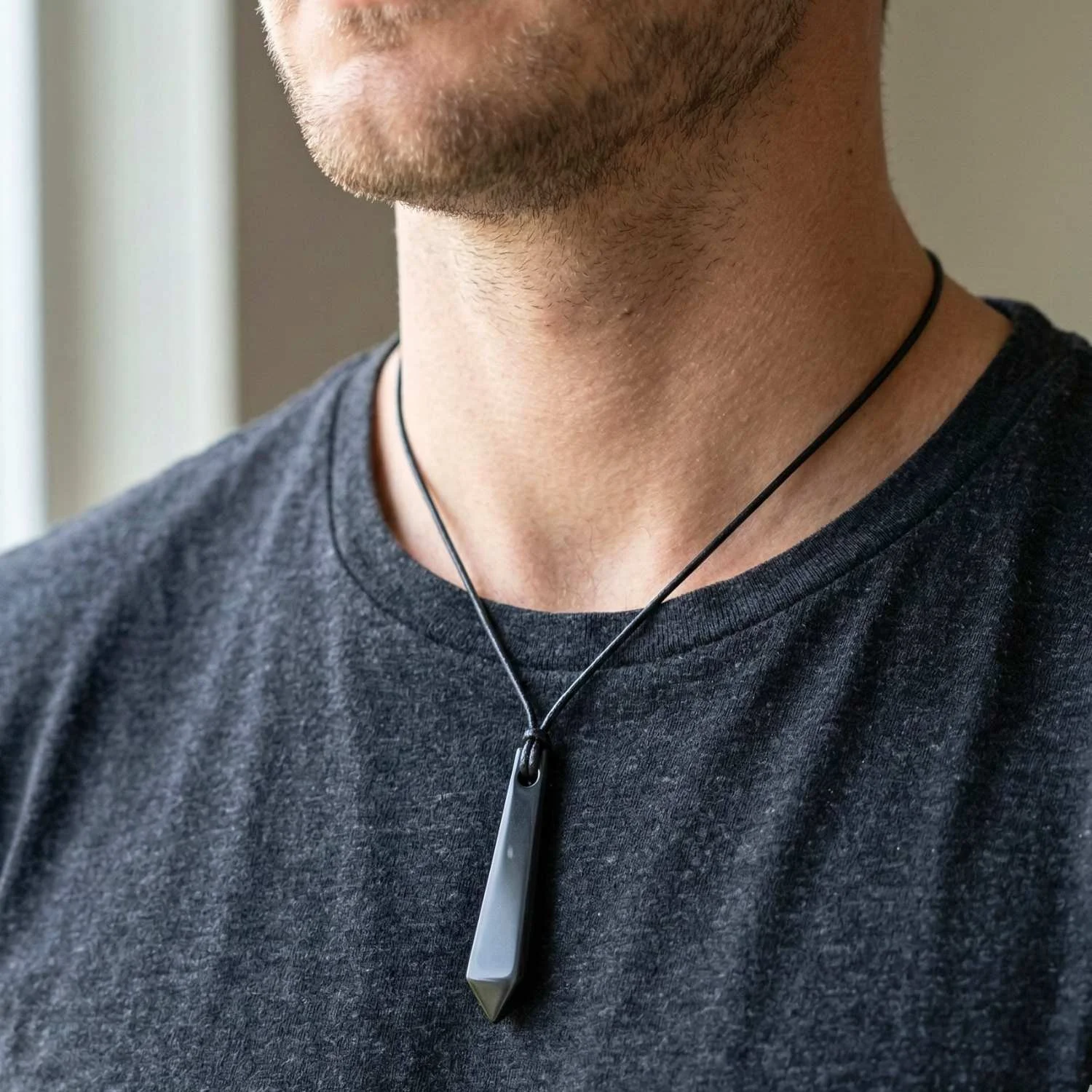 Schungit-Anhänger Spitze - PRANA Edelsteine – Handgefertigter Edelsteinschmuck