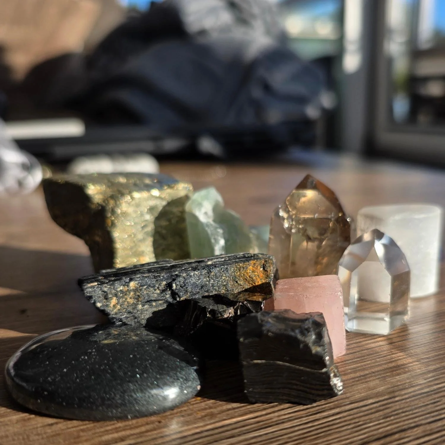 EMF-Schutzsäckchen für E-Auto „Prana Shield Drive" - PRANA Edelsteine – Handgefertigter Edelsteinschmuck