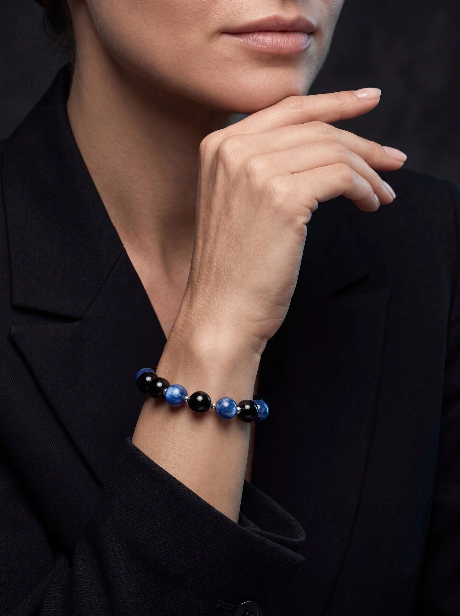 NAZARIS - „Intuition & Klarheit“ – Disthen (Kyanit) & Turmalin Armband mit 925er Silberauge-Symbol - PRANA Edelsteine – Handgefertigter Edelsteinschmuck