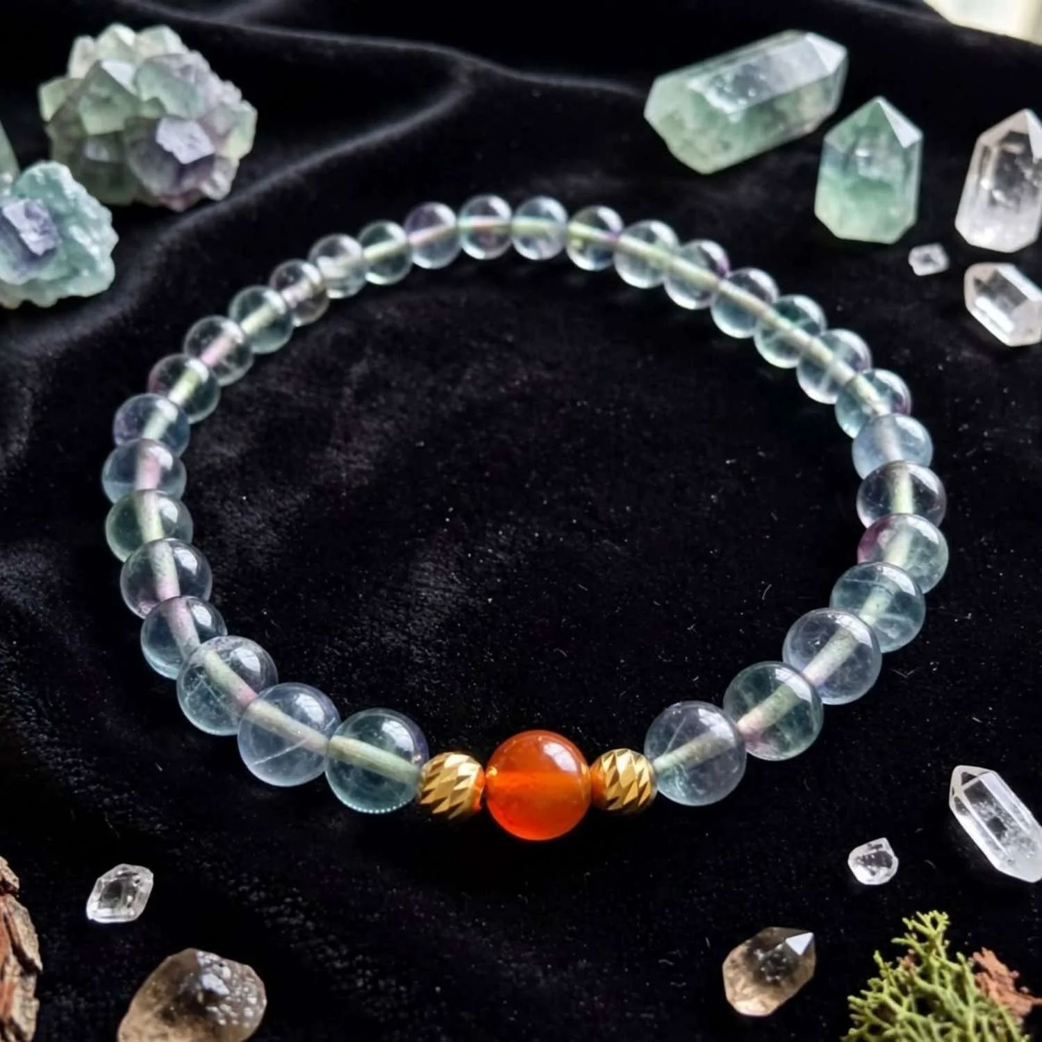 Arctic Flame Blauer Fluorit & Karneol Armband - PRANA Edelsteine – Handgefertigter Edelsteinschmuck