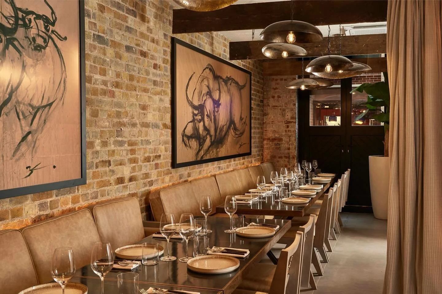 KOLAMBA East is finally open! Another successful collaboration - couldn&rsquo;t be more proud of this project 🇱🇰❤️ @fare.inc @kolamba.ldn PC @milobrown_photography