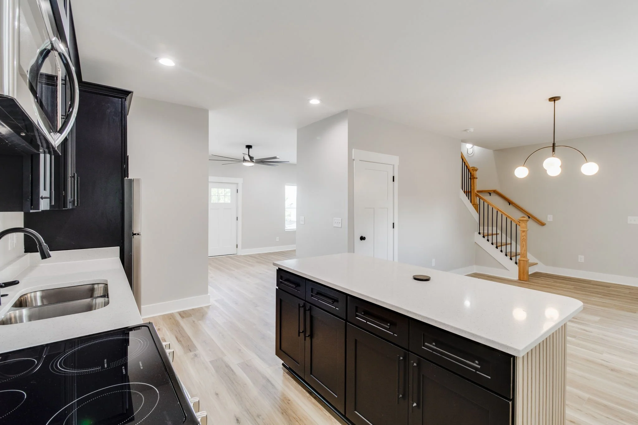 12-web-or-mls-2025 07 15 - 1833 Oceola St - Columbia-12.jpg