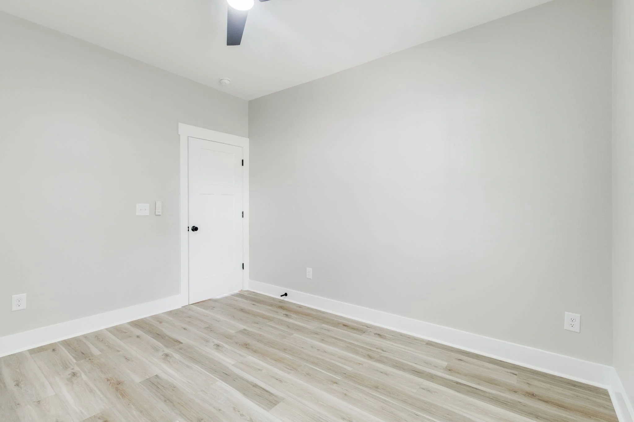 56-web-or-mls-2025 07 15 - 1833 Oceola St - Columbia-56.jpg