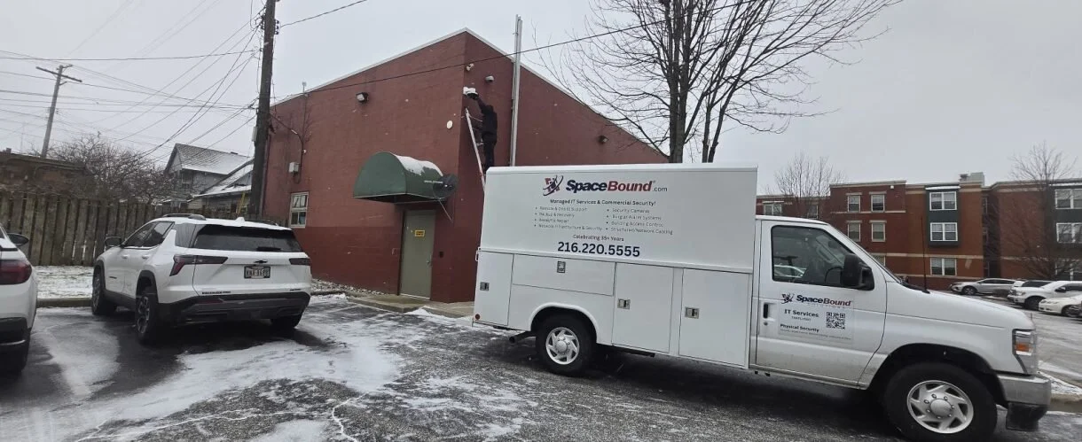 Installing Quad lens 32MP Hanwha Pole cameras in below freezing weather