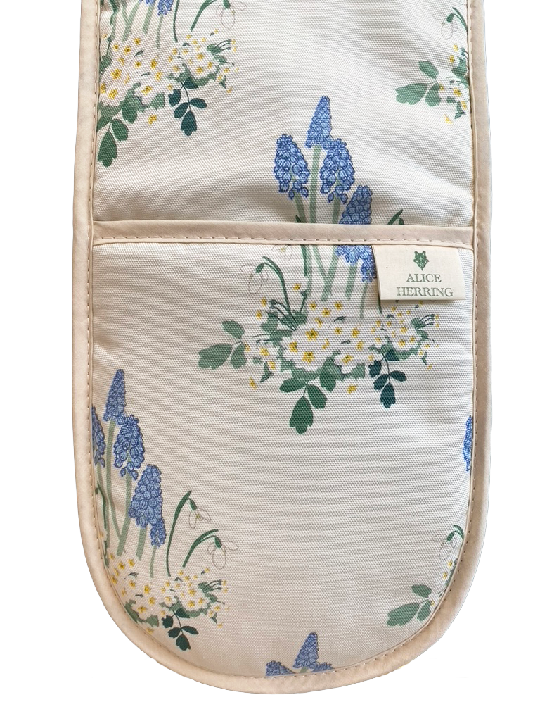 Green Fingers Close up no background.png