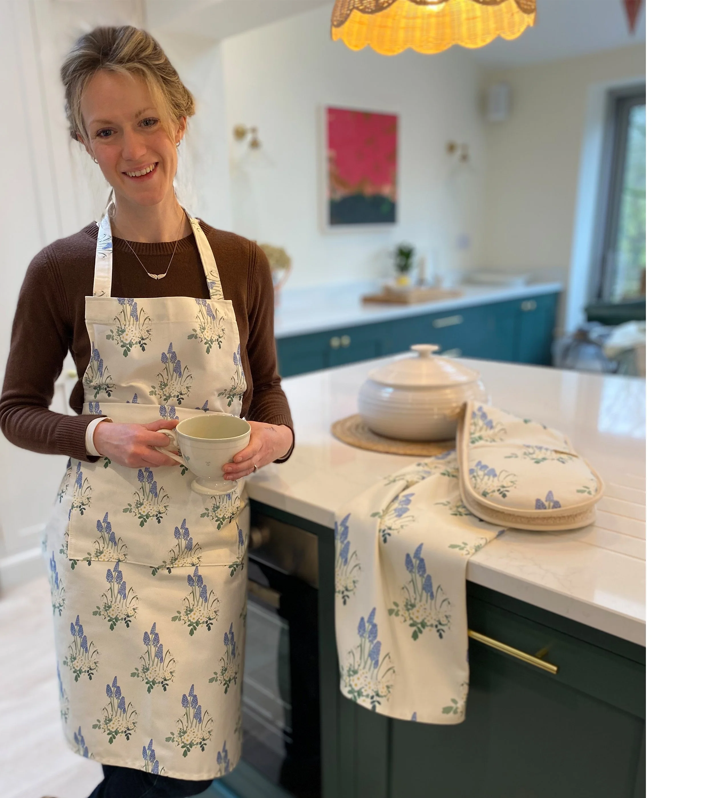 Green Fingers Apron photo.jpg