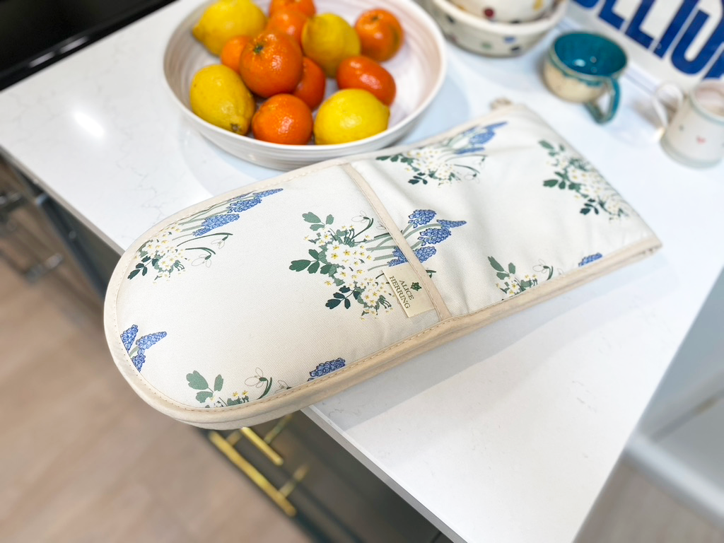 Green Fingers and Fruit bowel.png