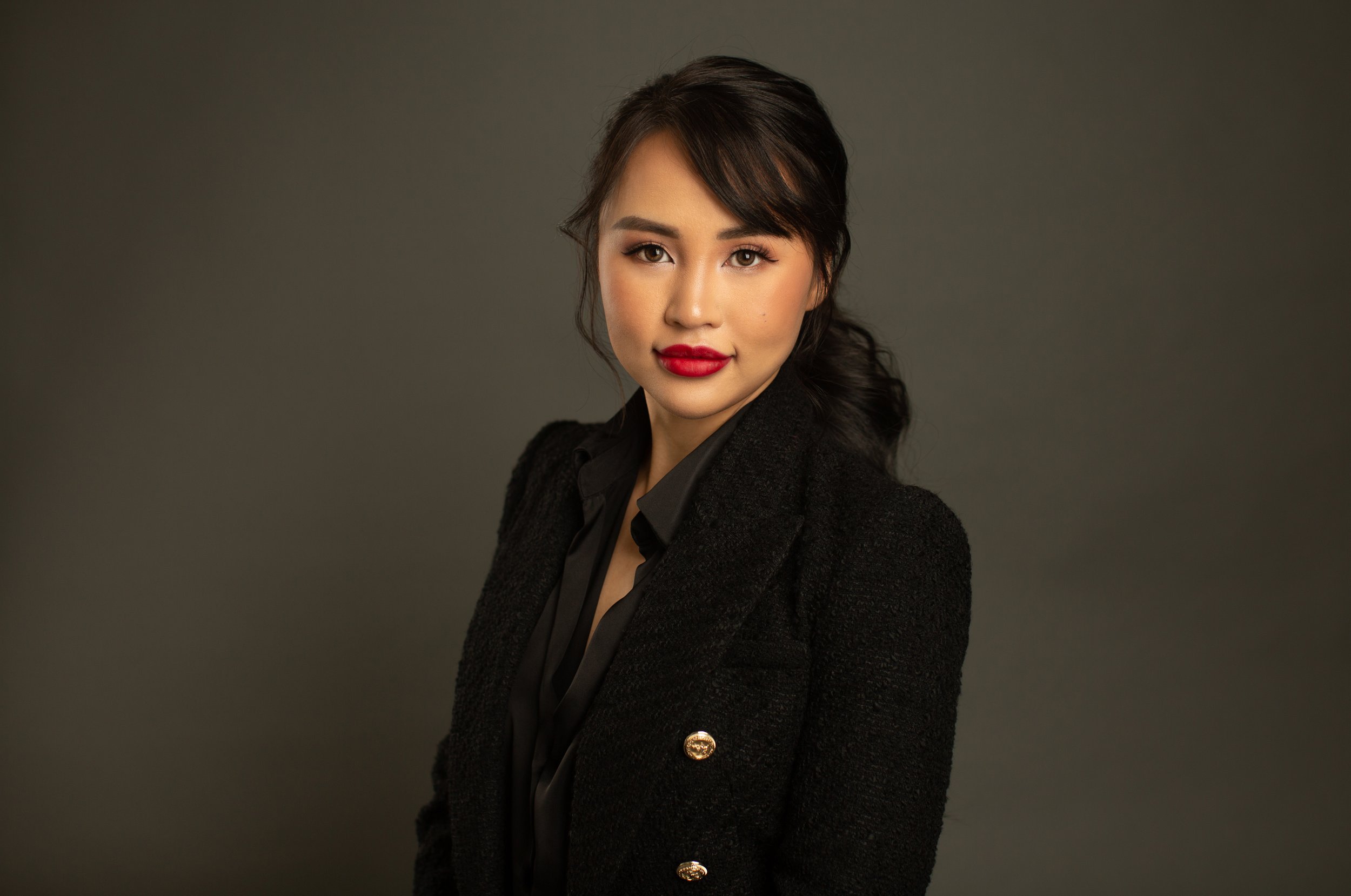 Julie Kim brow artist, cosmetologist, PMU permanent makeup, laser hair removal