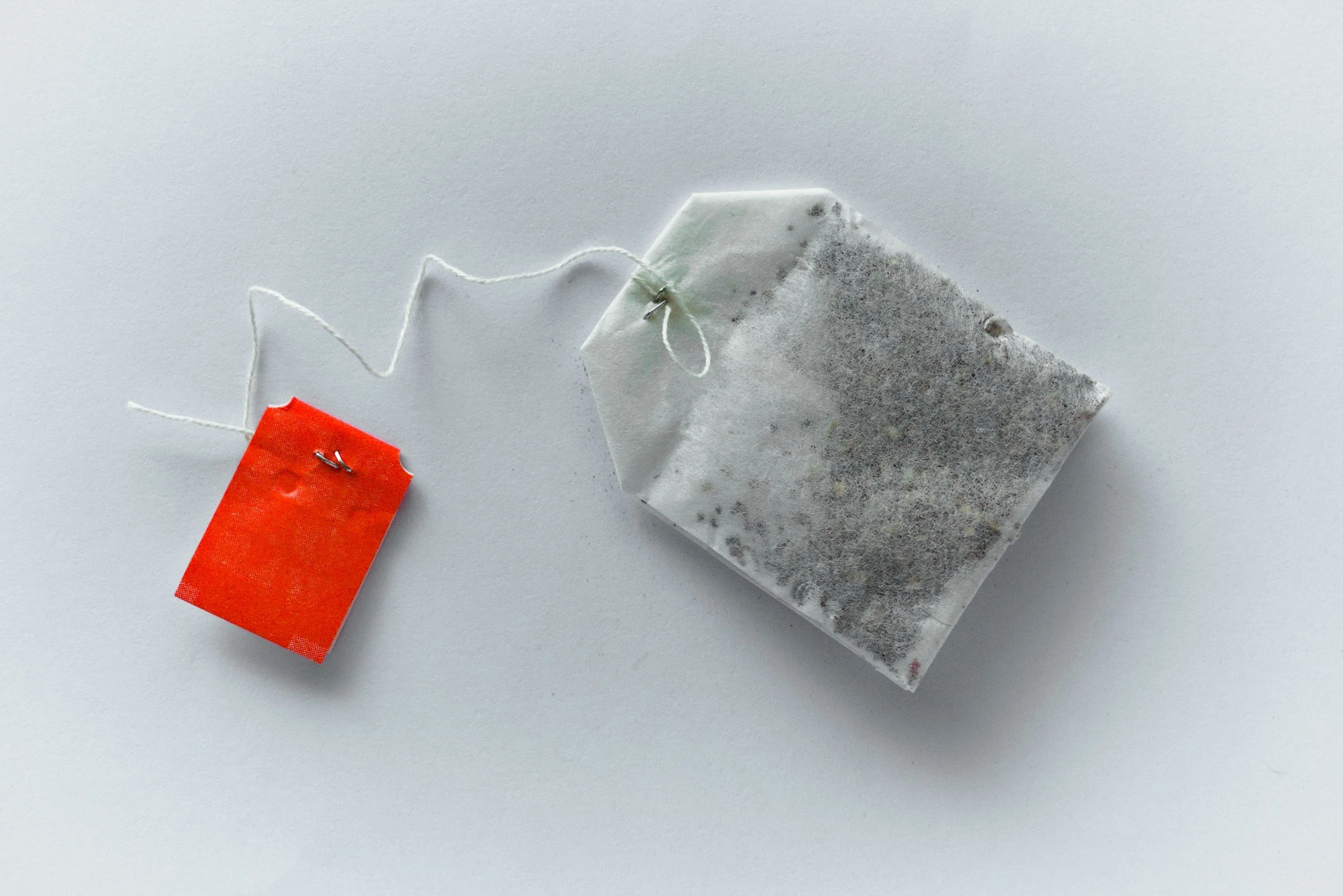 Saquinhos de Chá: a Dose Invisível de Milhões de Microplásticos