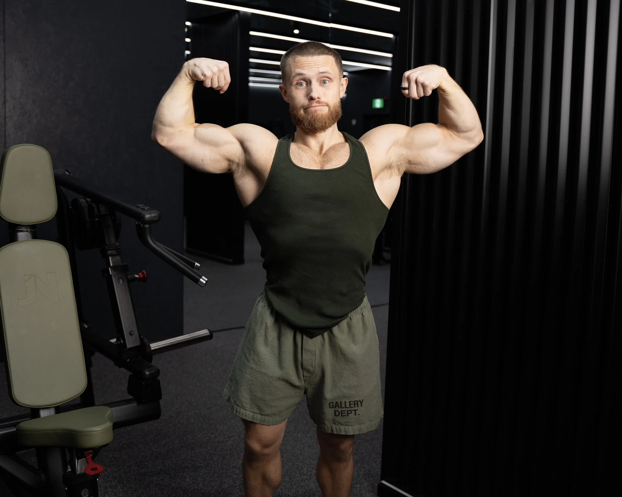 Menos pode ser mais: o que o Jeff Nippard aprendeu em 100 dias de treino com baixo volume