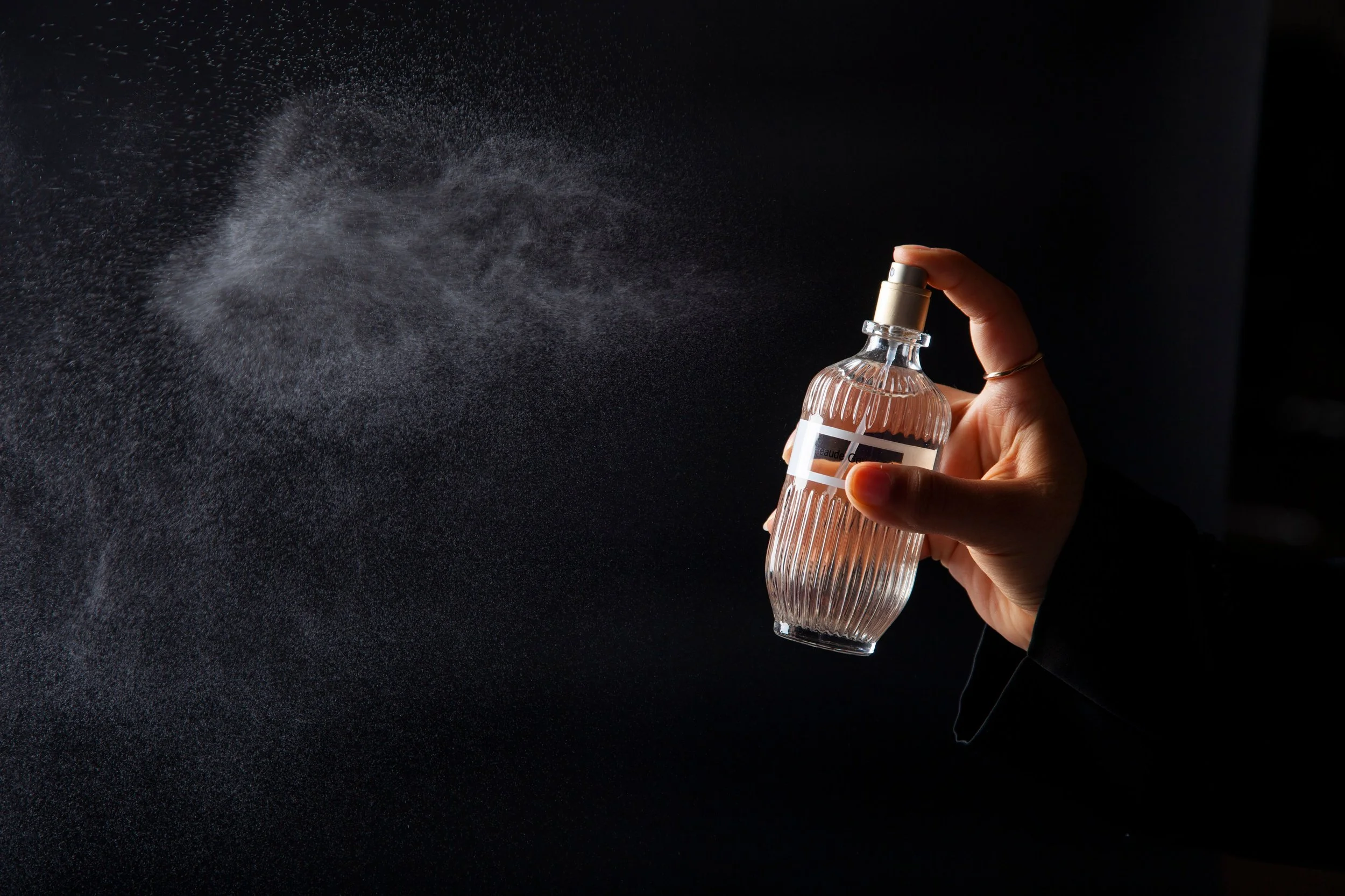 O que está dentro do teu perfume?