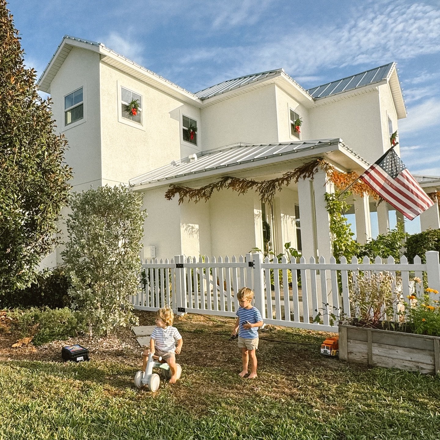 The liminal space of the days between Christmas &amp; New Years 

Time stands still for a moment as we all prepare &amp; enjoy the company of family and friends. I love enjoying the seasons without feeling the need to rush to the &ldquo;next thing&rd