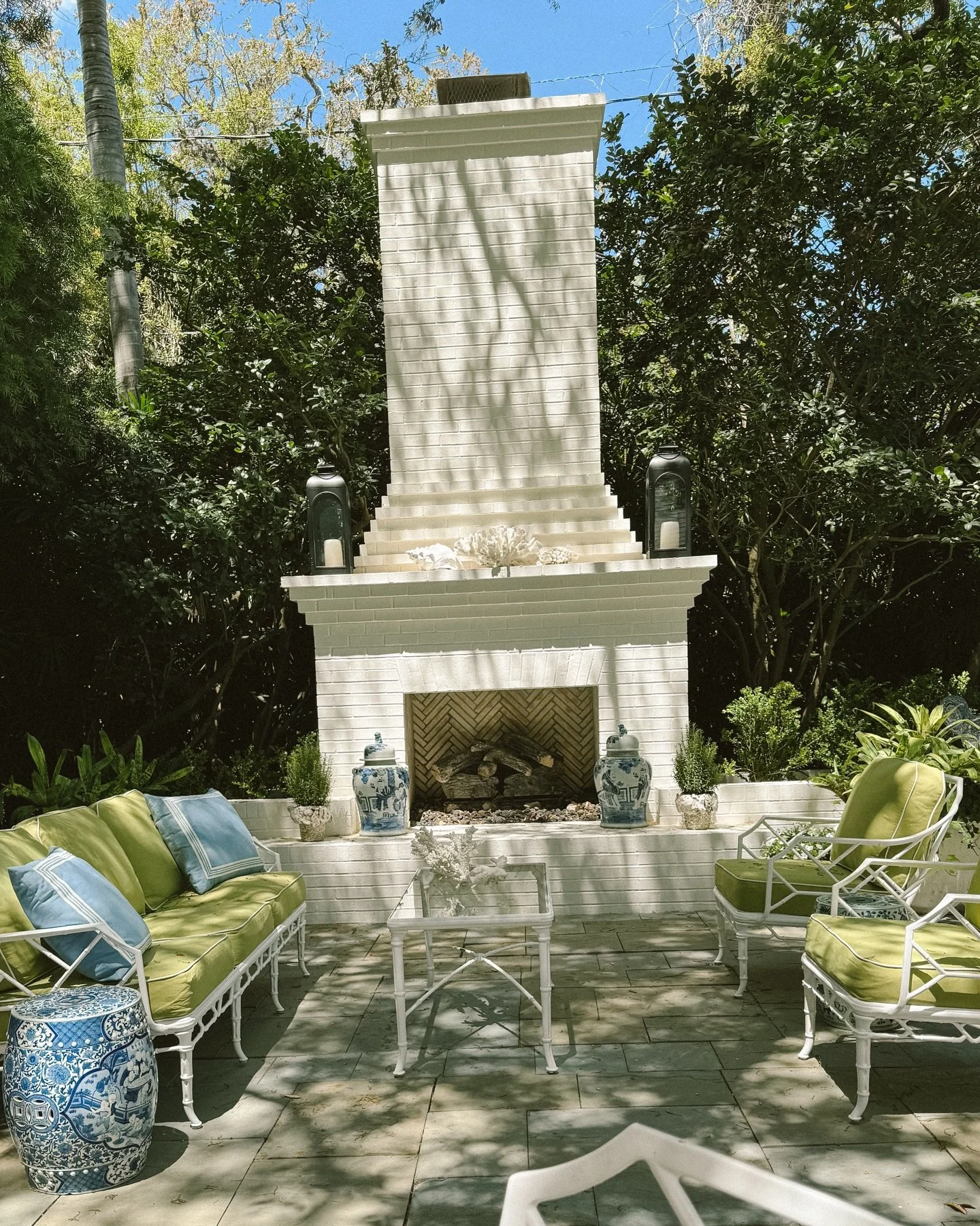 Favorite moments from the South Tampa Garden Tour 

Walking away feeling incredibly inspired &amp; realizing how much space I actually have for a beautiful garden 🤍

#floridagardening #floridagarden