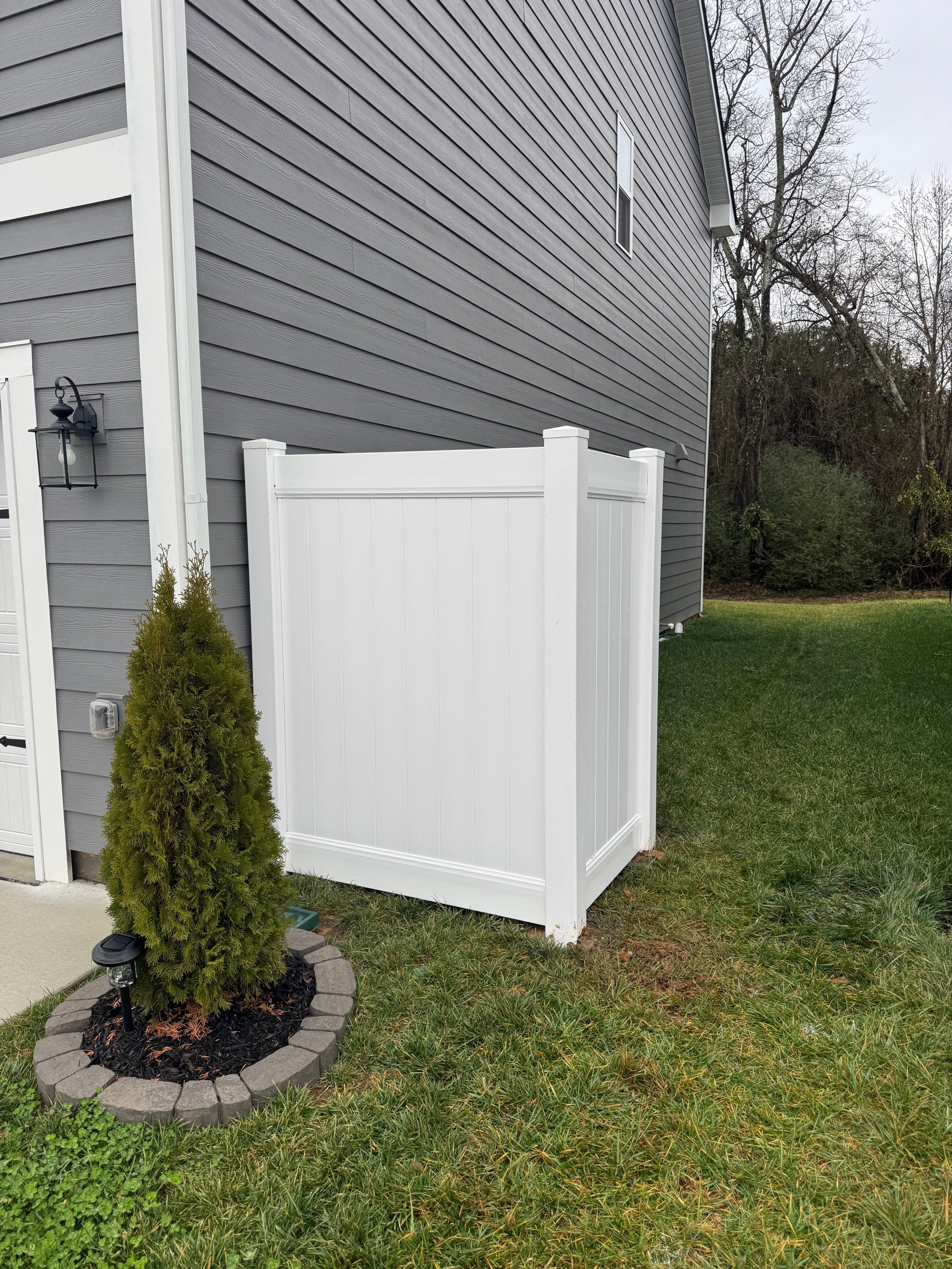 salem trash can 3.jpeg