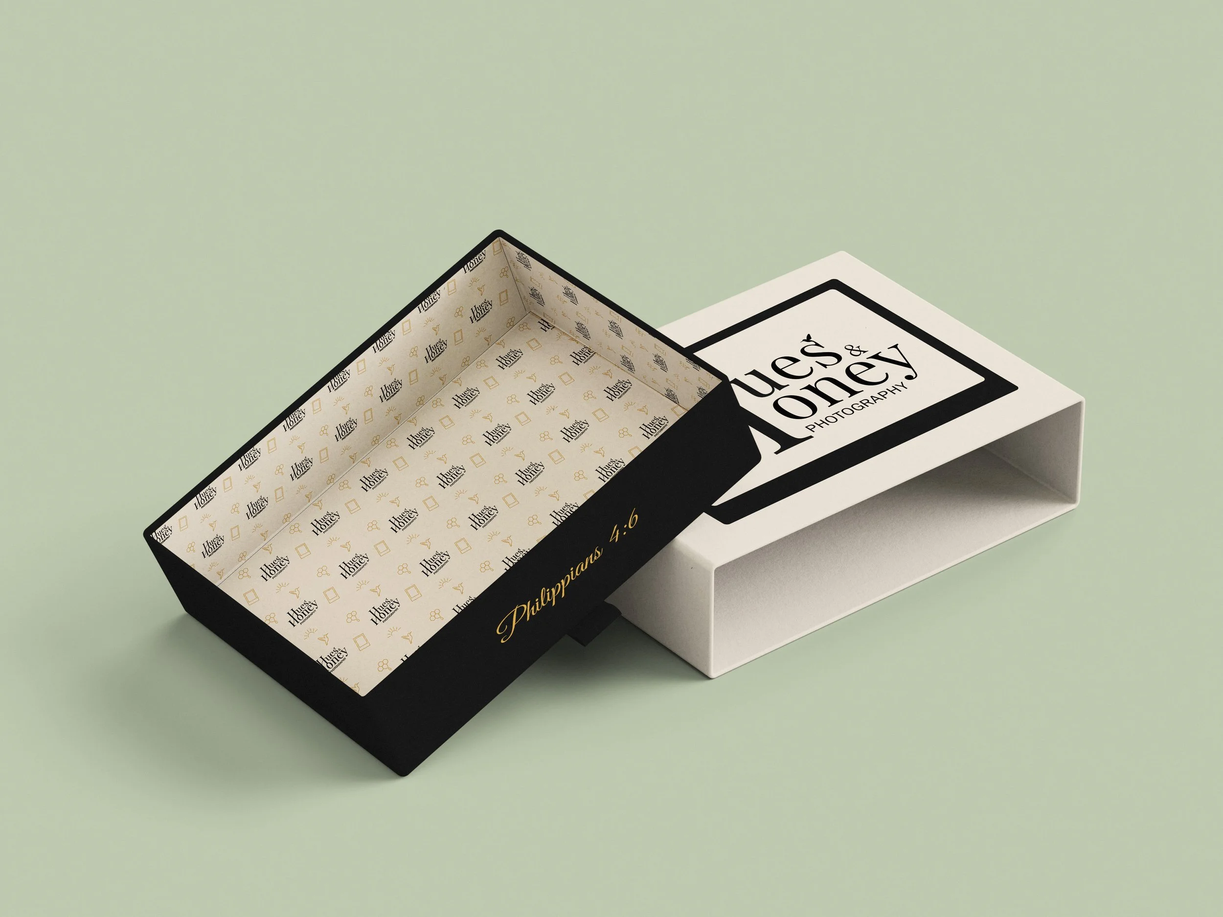 Polariods box 3 .jpg