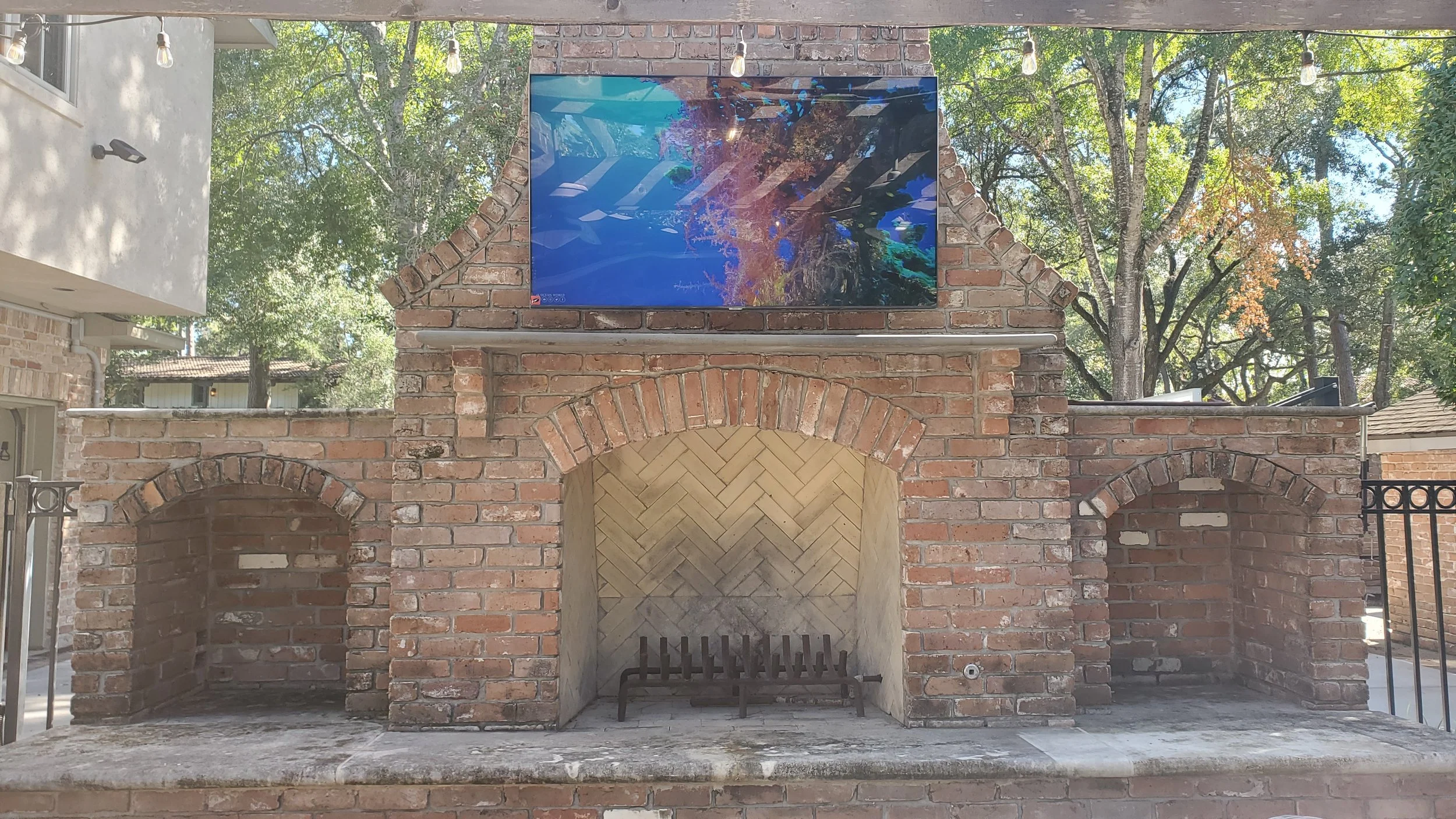 Outdoor TV