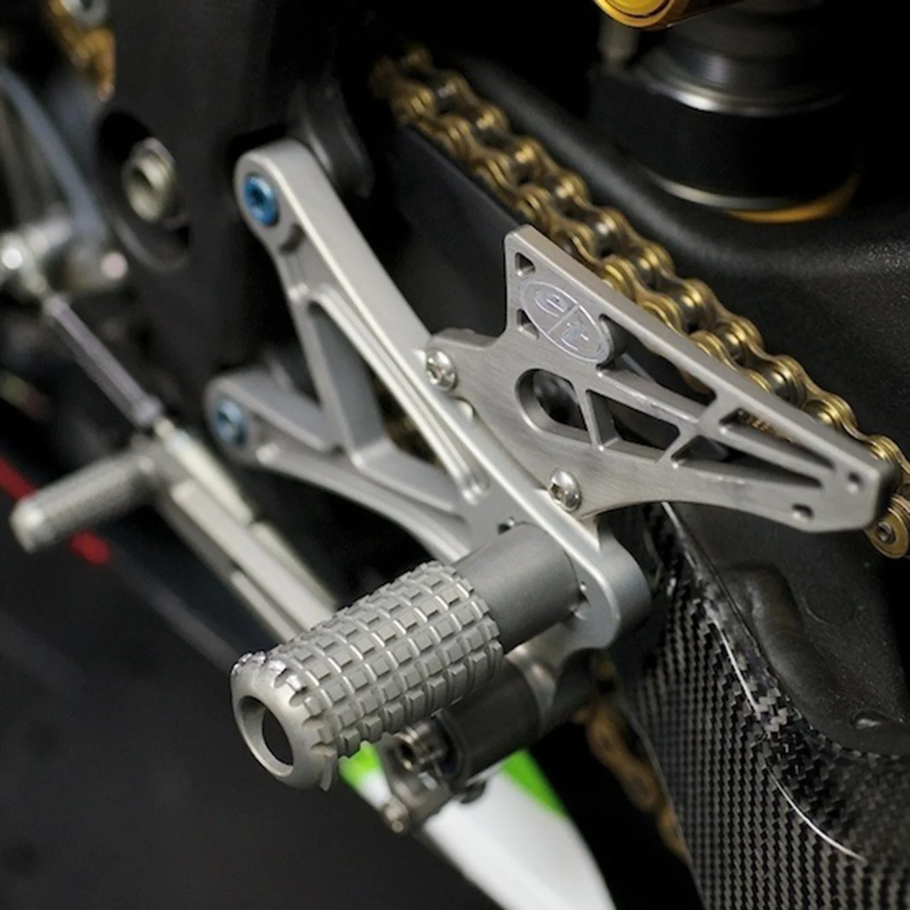 Evol_Tech_ZX6R_LS1_crop.jpg