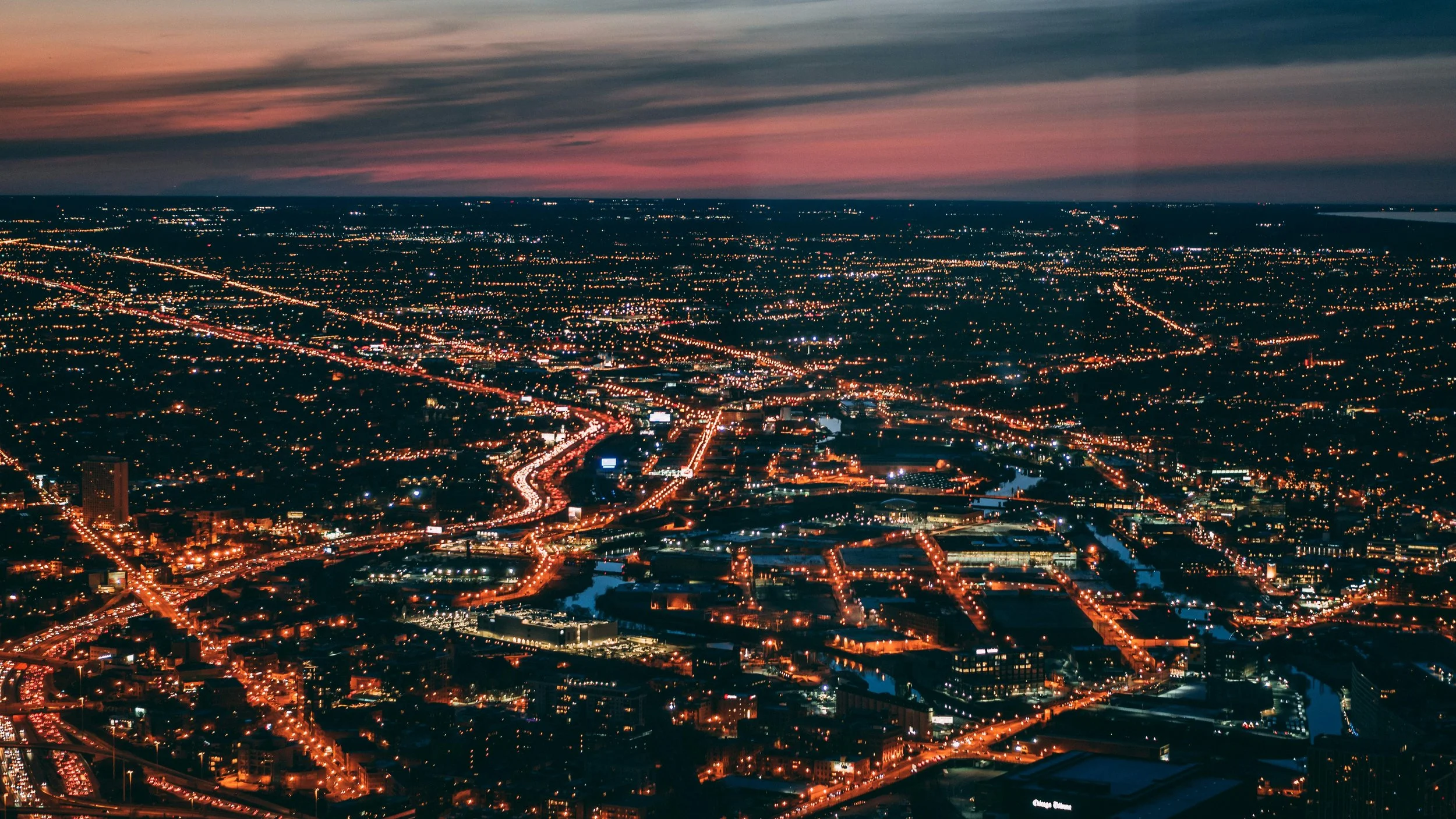 Flying into Chicago at Sunset (nominated for Best of the Net)