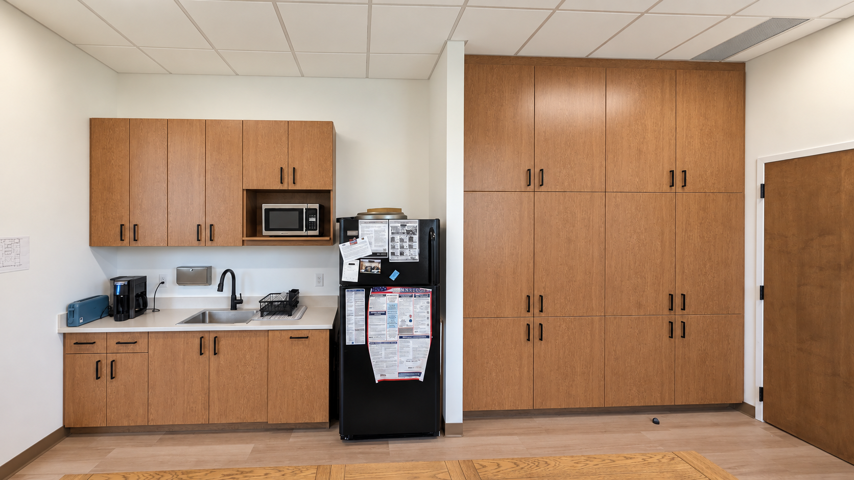 full kitchenette.png