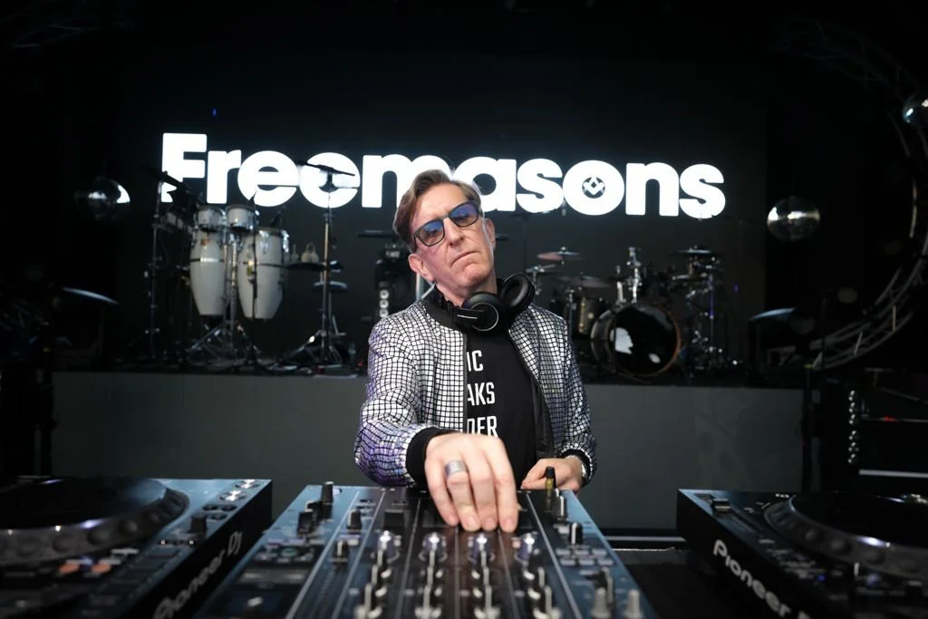 FREEMASONS WITH RUSSEL SMALL