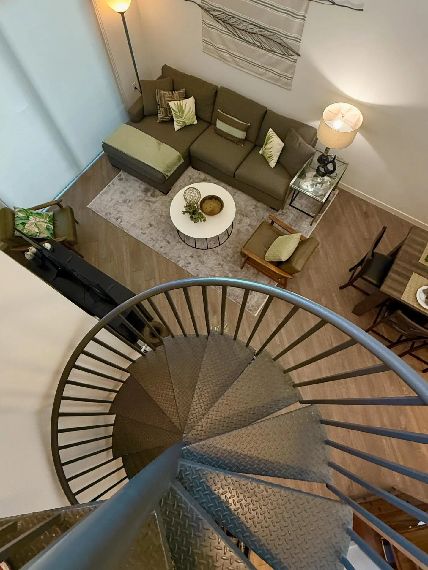 🧡 Welcome Home, Luis 🧡

This week, we had the honor of welcoming Luis, a 33-year-old Marine veteran, into his new home.

Born in Los Angeles, Luis spent part of his childhood in the small town of San Marcos, Guatemala, before returning to LA. At 19